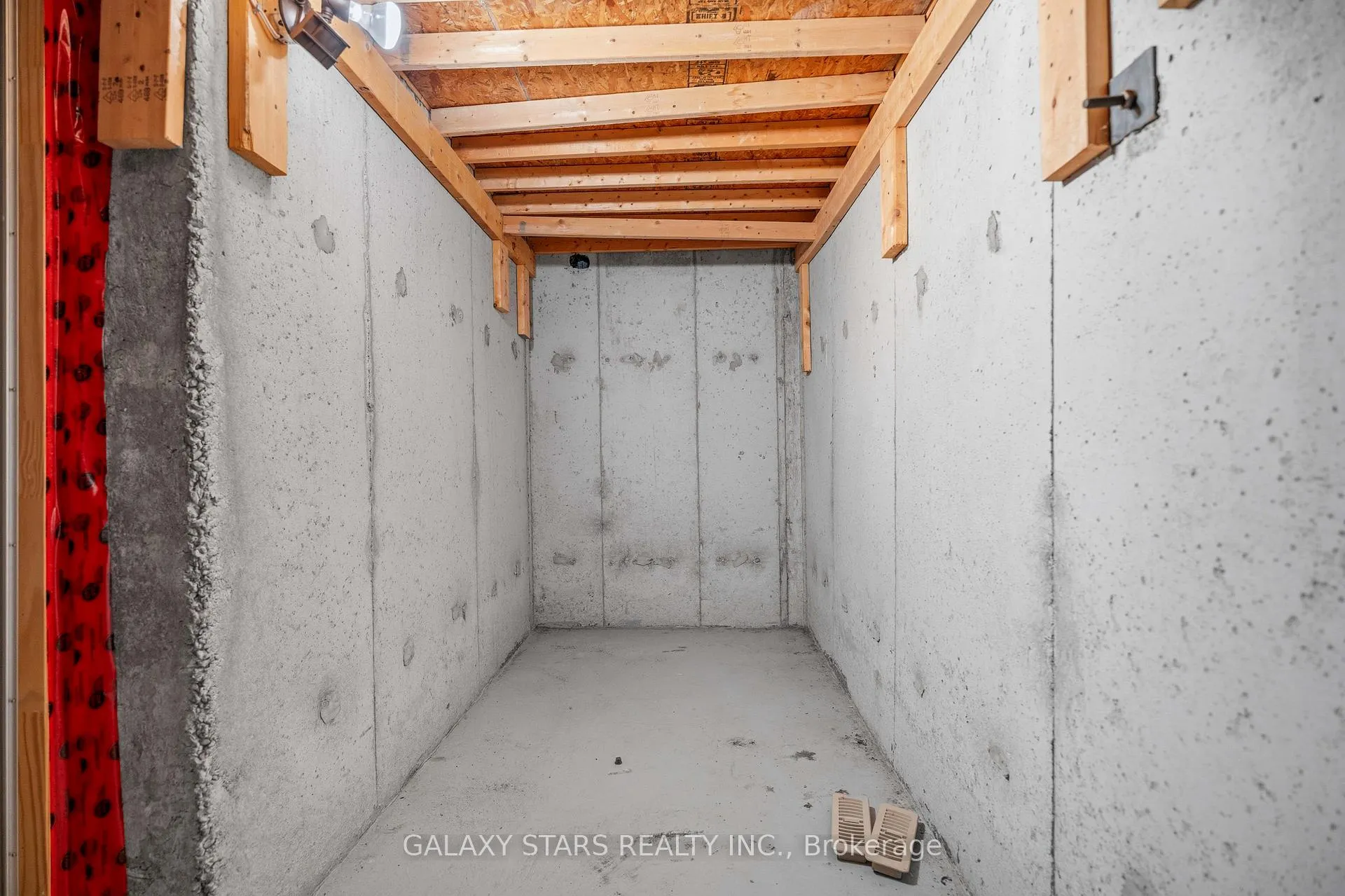 Photo 36 of 31 Radmore Place, Markham, Box Grove — HOMEH