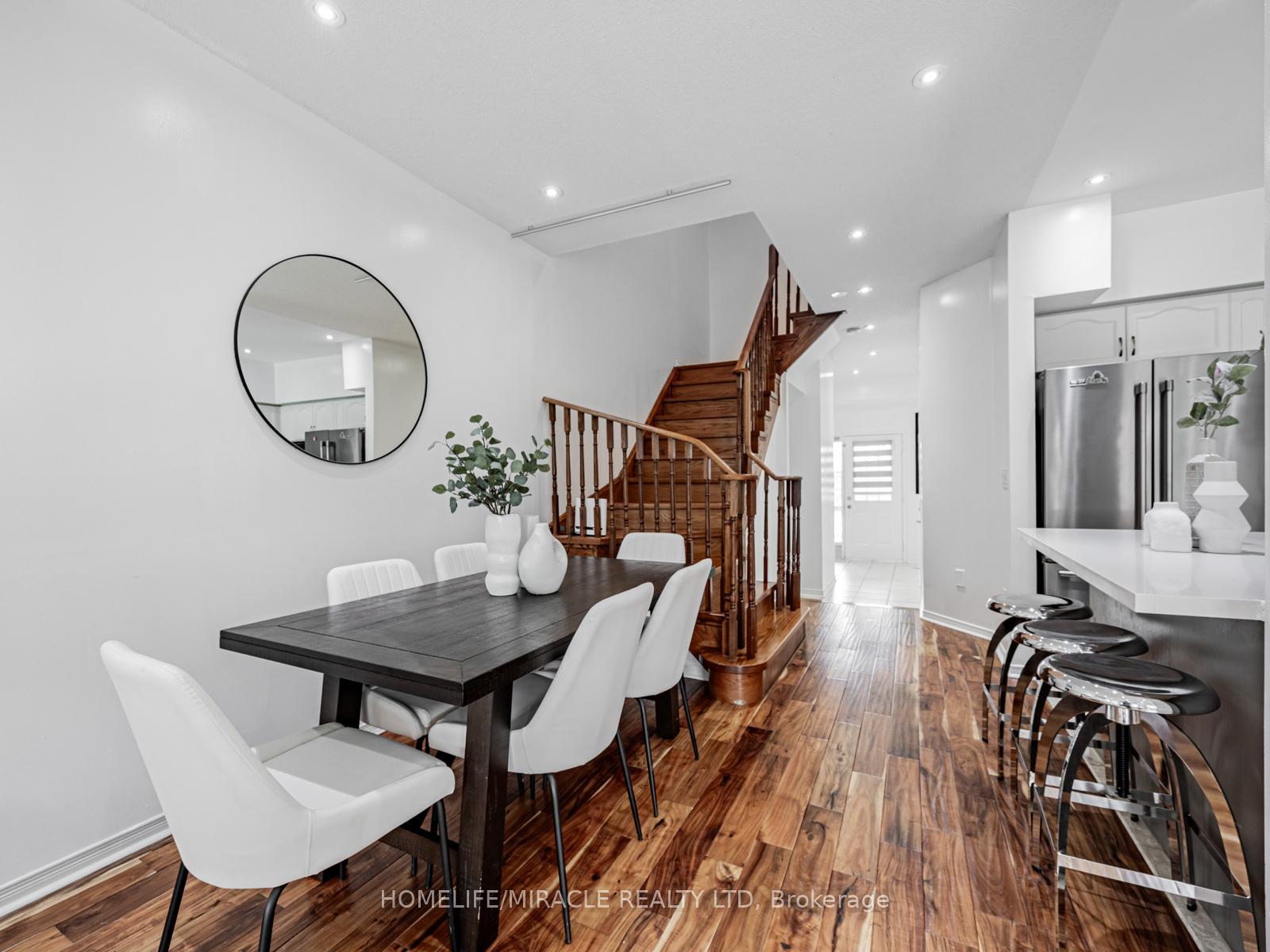 Photo 16 of 172 Gristone Crescent, Scarborough, Rouge — HOMEH