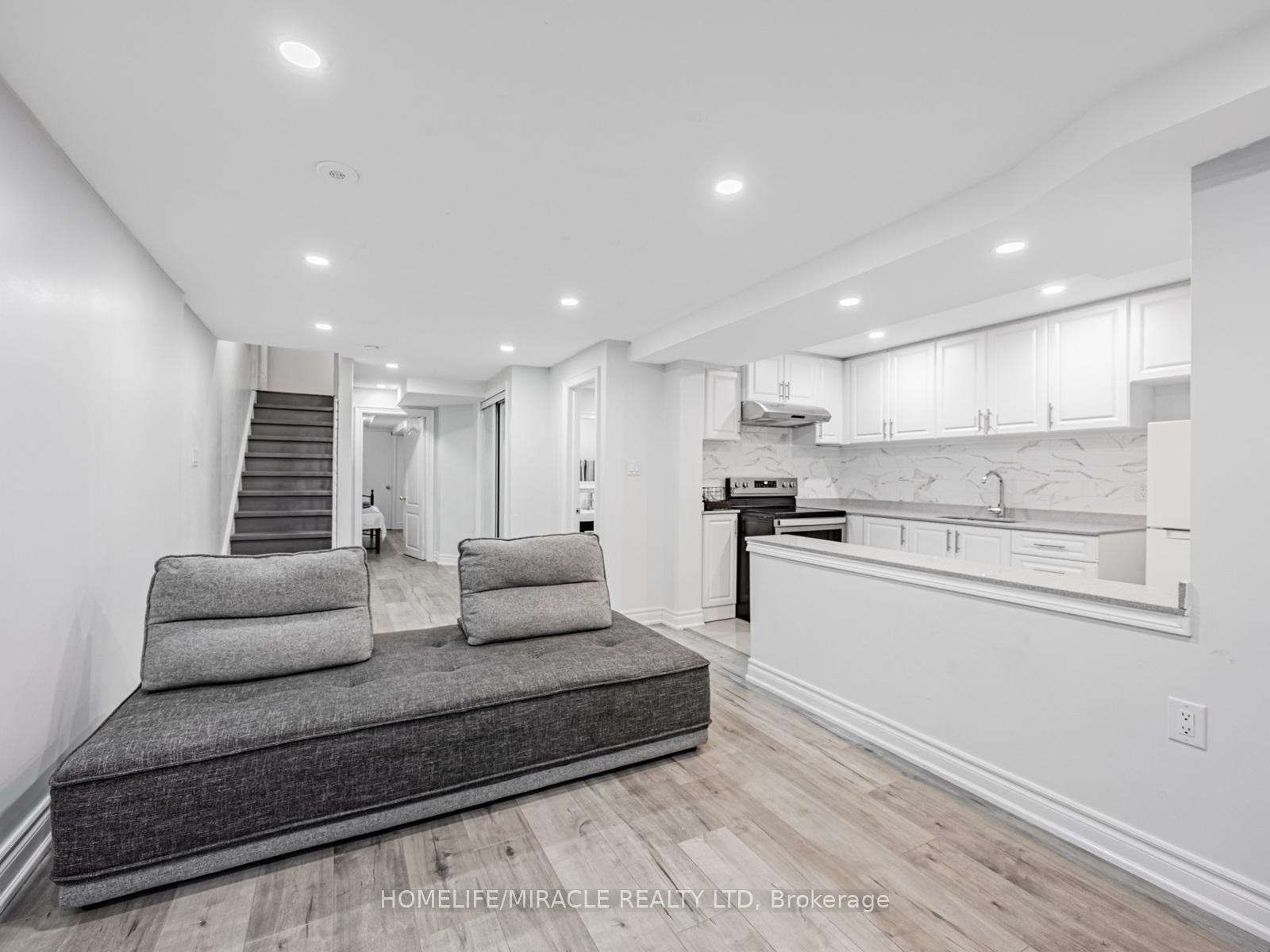 Photo 29 of 172 Gristone Crescent, Scarborough, Rouge — HOMEH