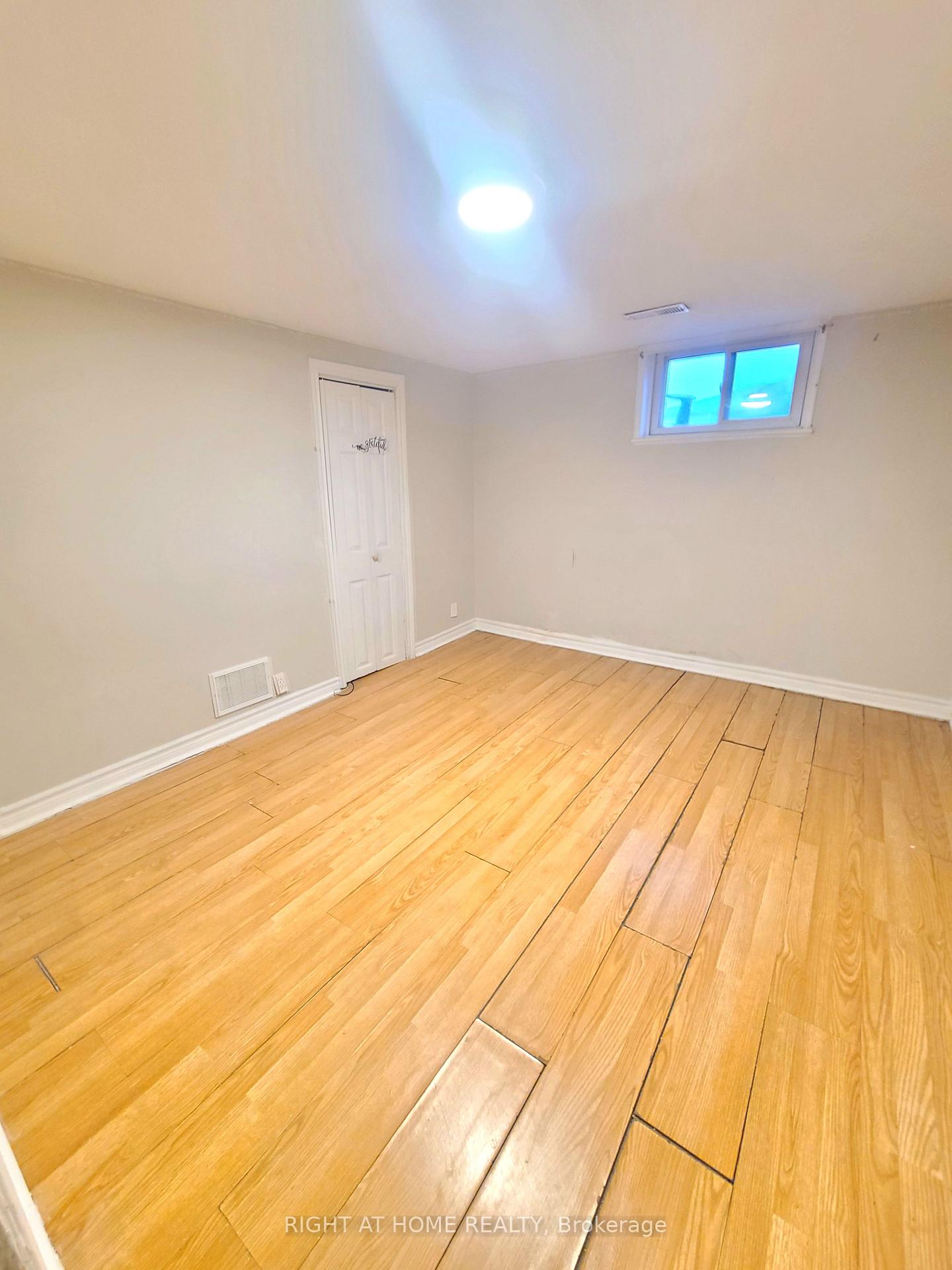 Photo 11 of 1477 Danforth Road, Scarborough, Bendale — HOMEH
