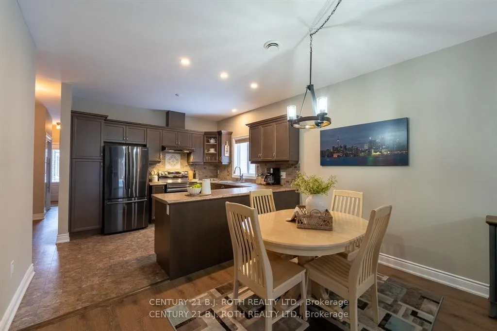 Photo 11 of 251 Lucy Lane, Orillia — HOMEH