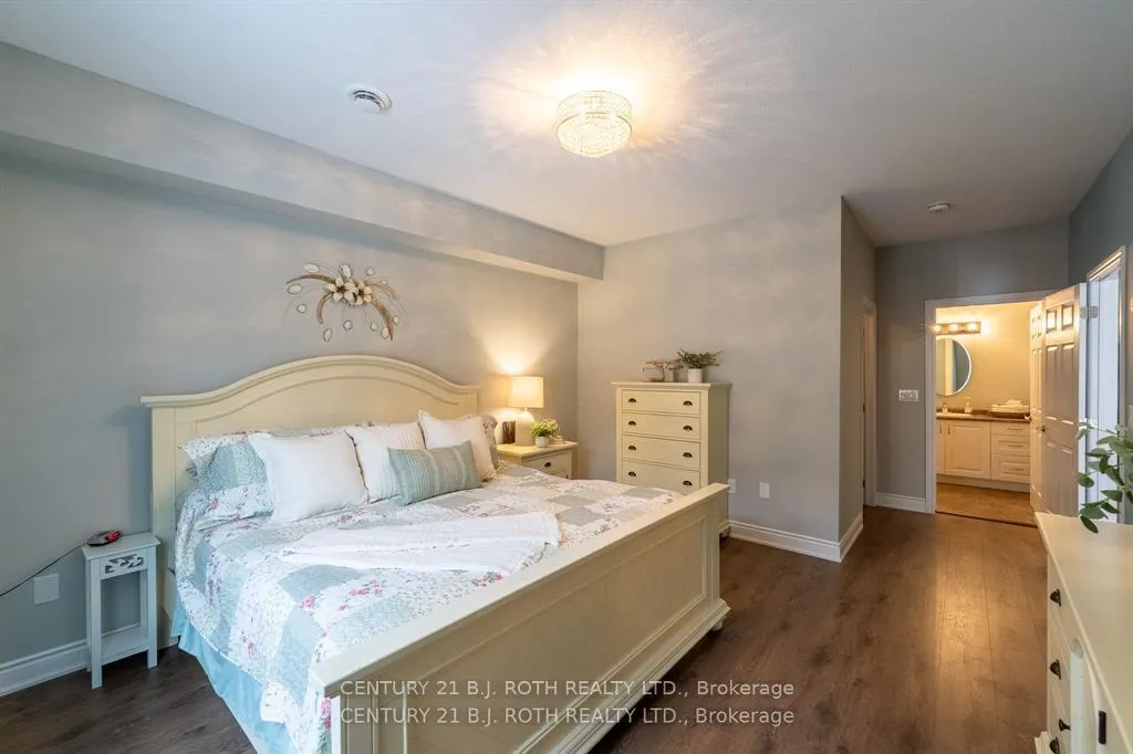 Photo 17 of 251 Lucy Lane, Orillia — HOMEH