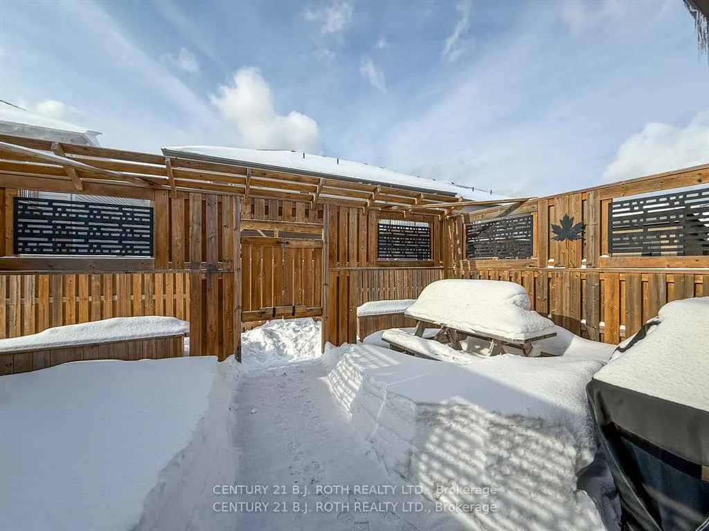 Photo 29 of 251 Lucy Lane, Orillia — HOMEH