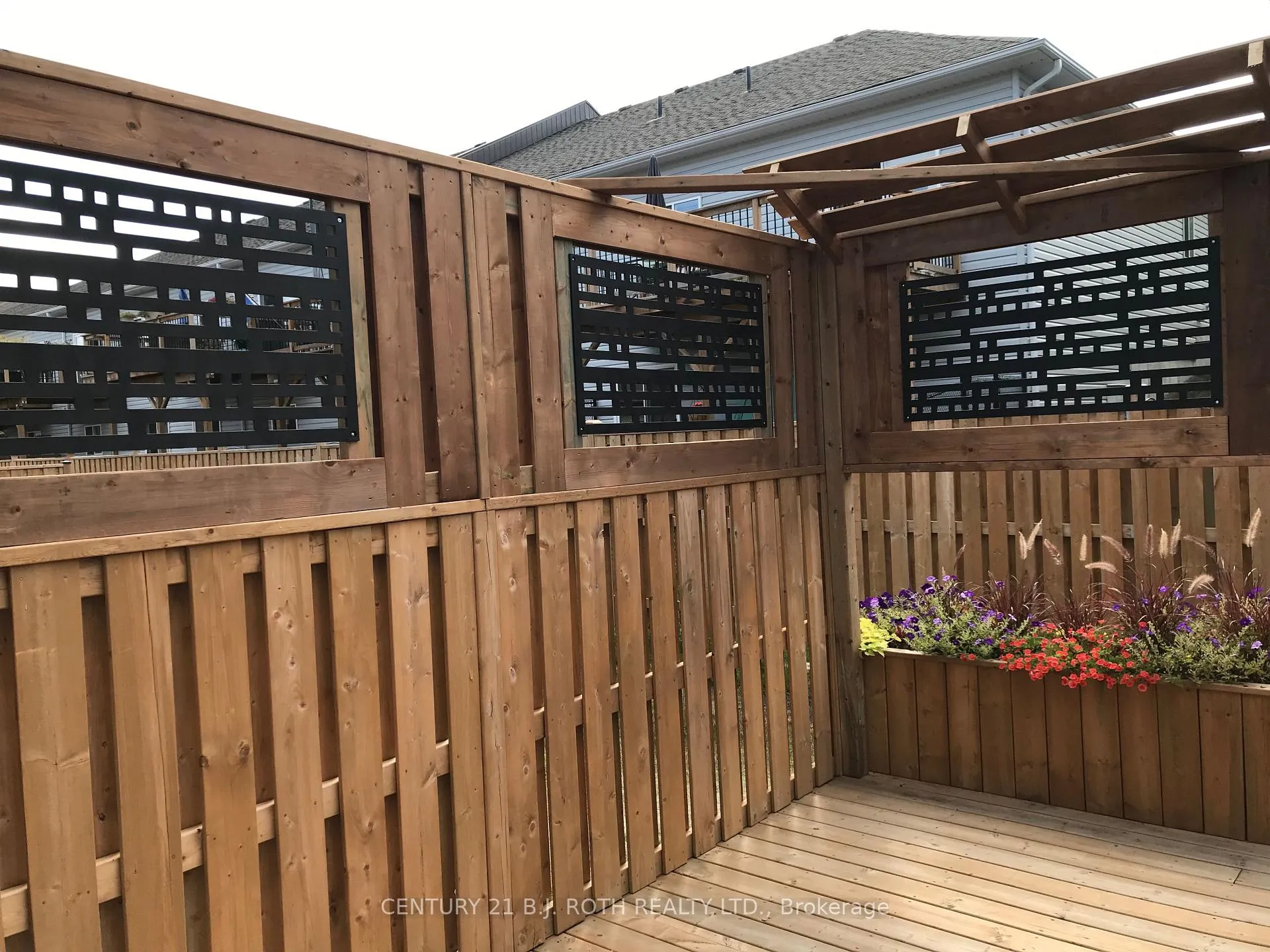 Photo 32 of 251 Lucy Lane, Orillia — HOMEH