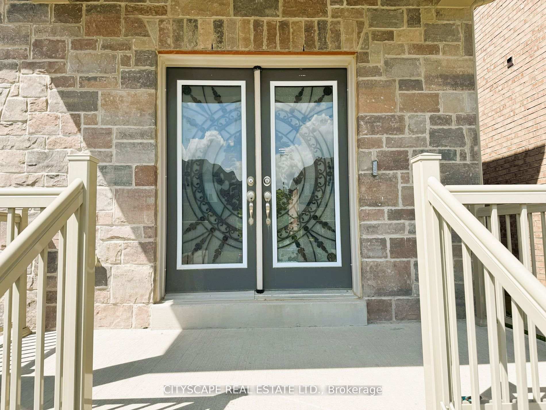Photo 3 of 40 Sparkle Drive, Thorold, Rolling Meadows — HOMEH