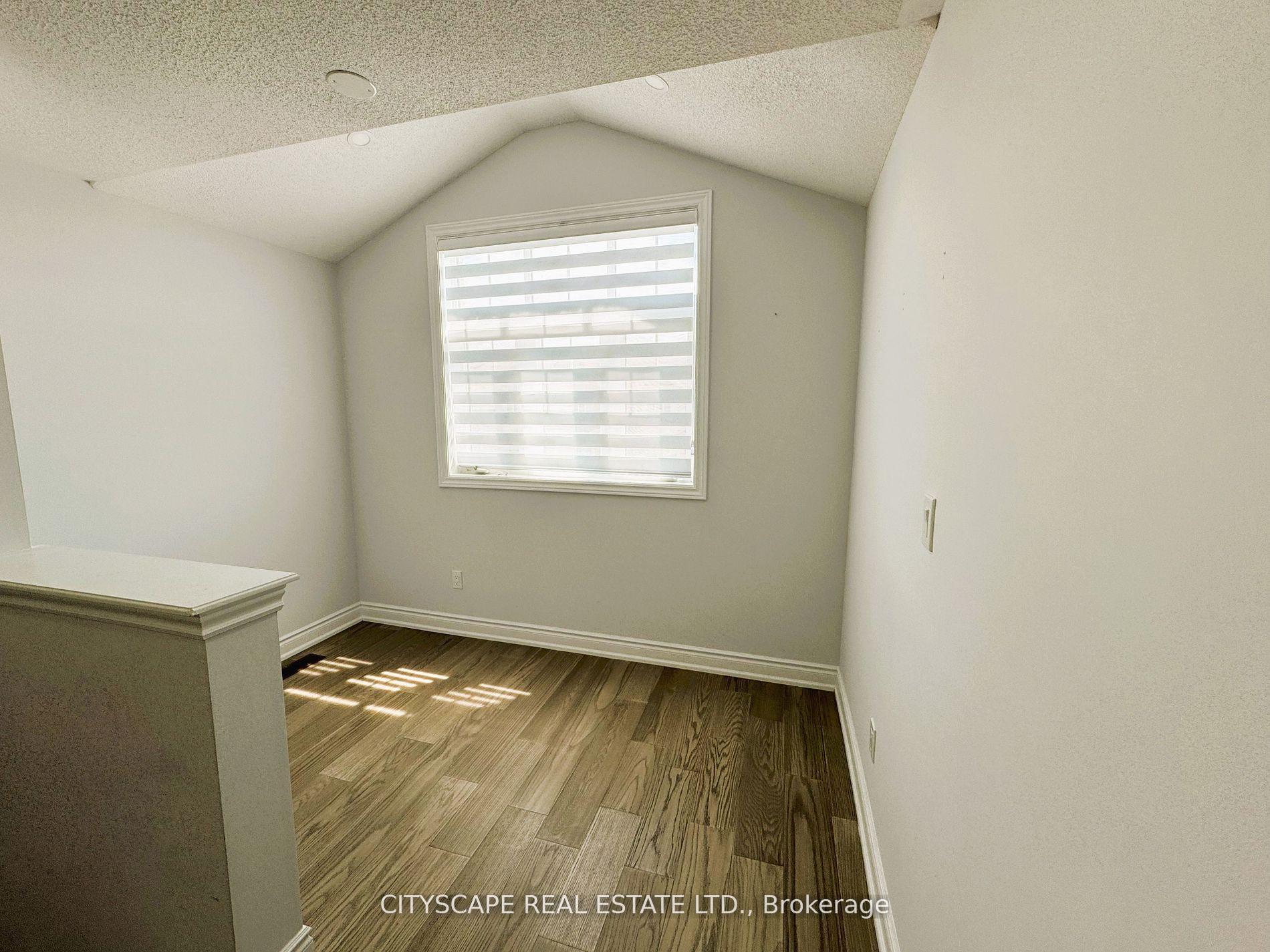 Photo 33 of 40 Sparkle Drive, Thorold, Rolling Meadows — HOMEH