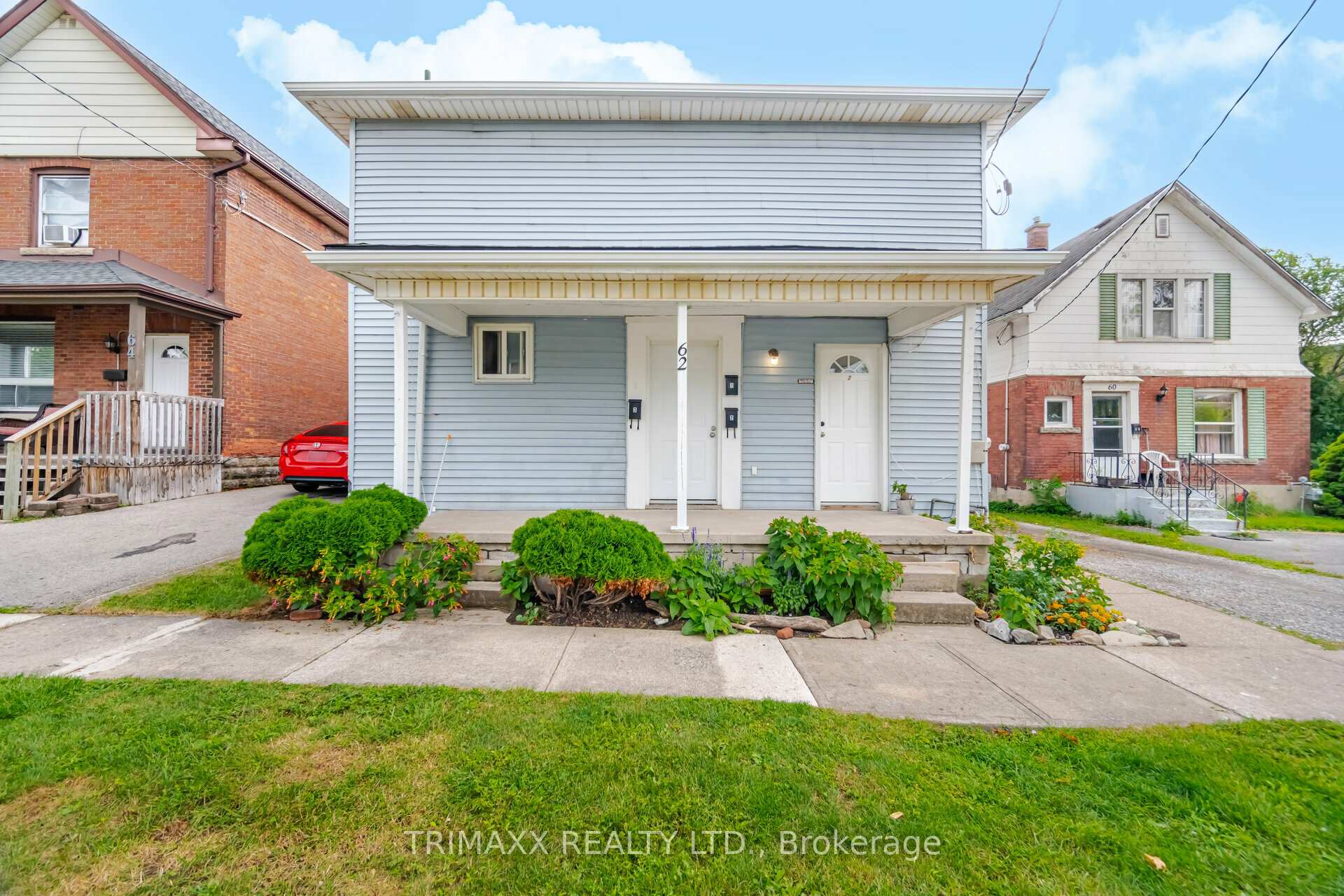 Front of 62 Pine Street N