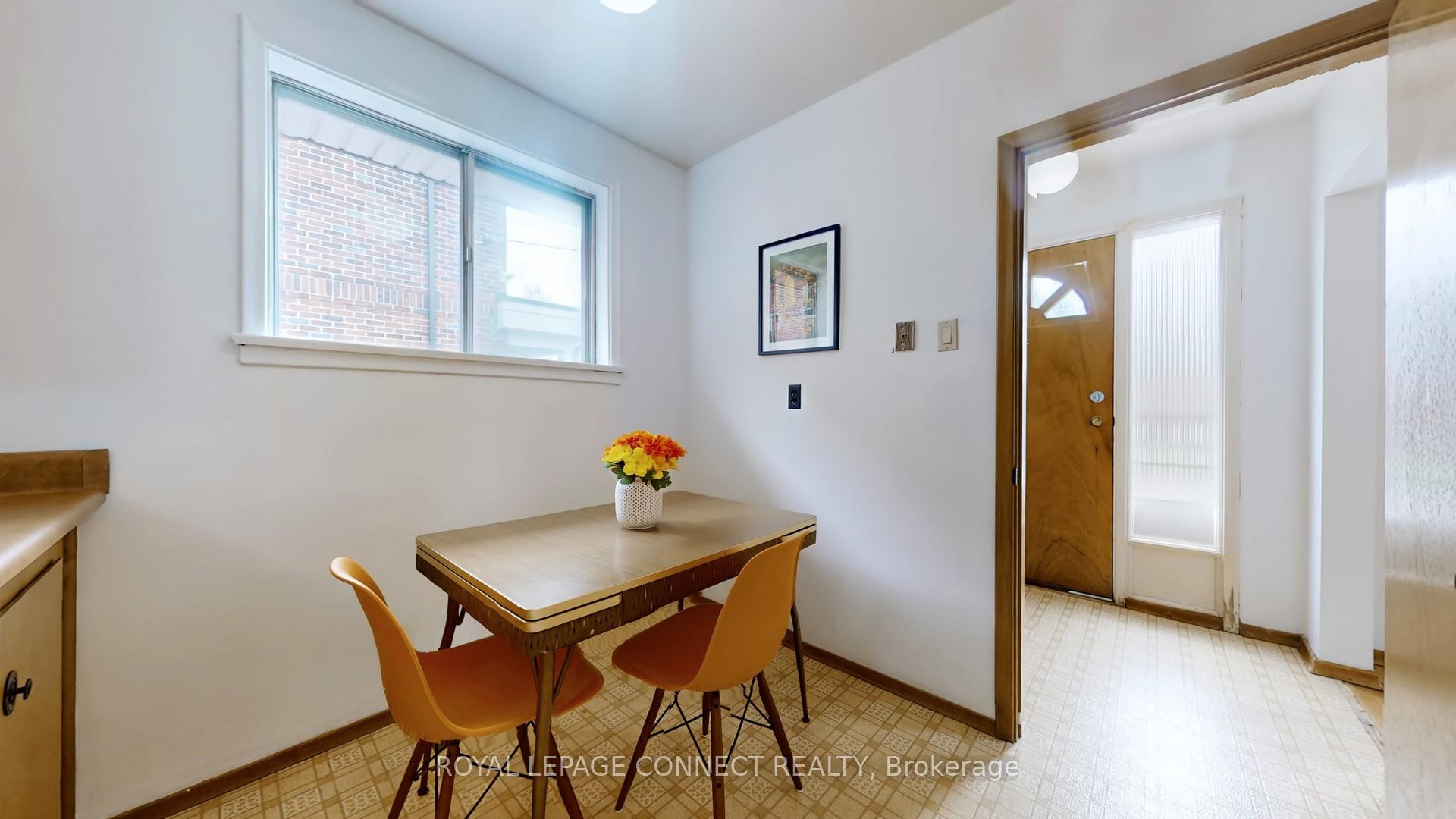 Photo 16 of 26 Bromton Drive, Scarborough, Bendale — HOMEH