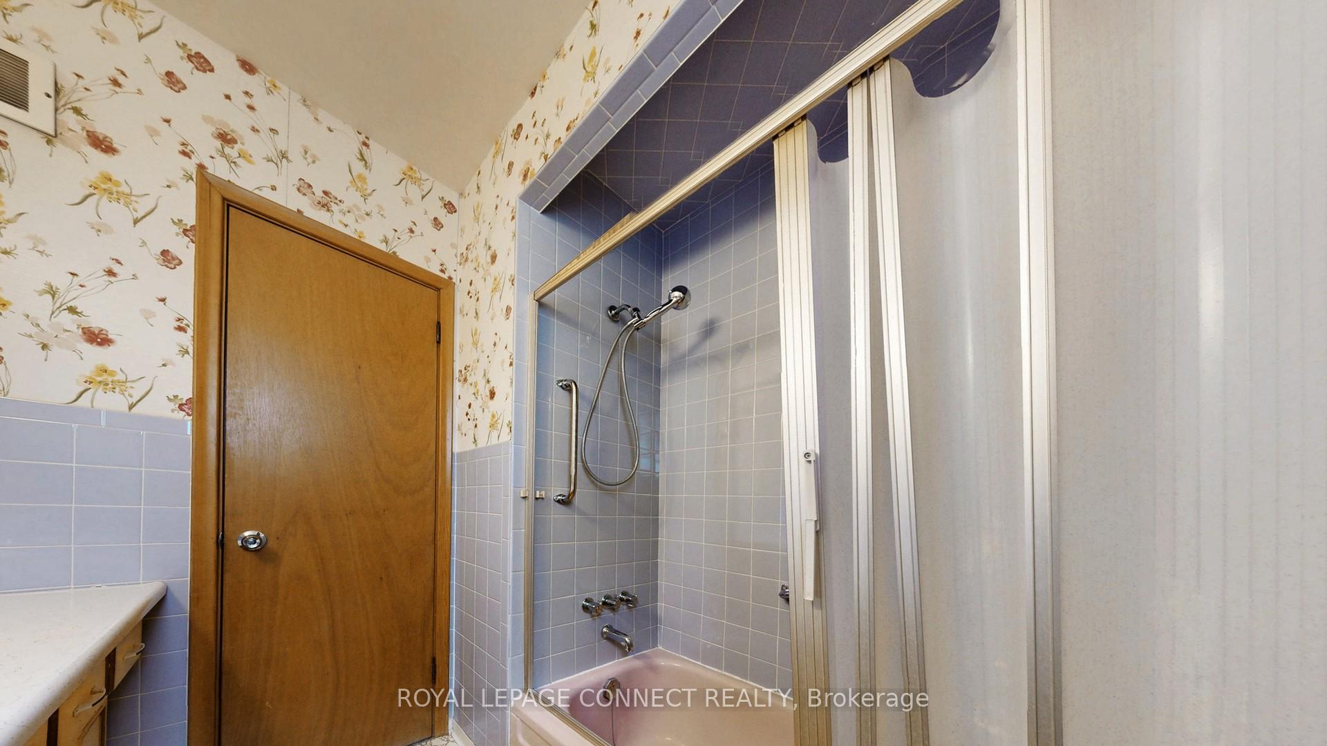 Photo 27 of 26 Bromton Drive, Scarborough, Bendale — HOMEH