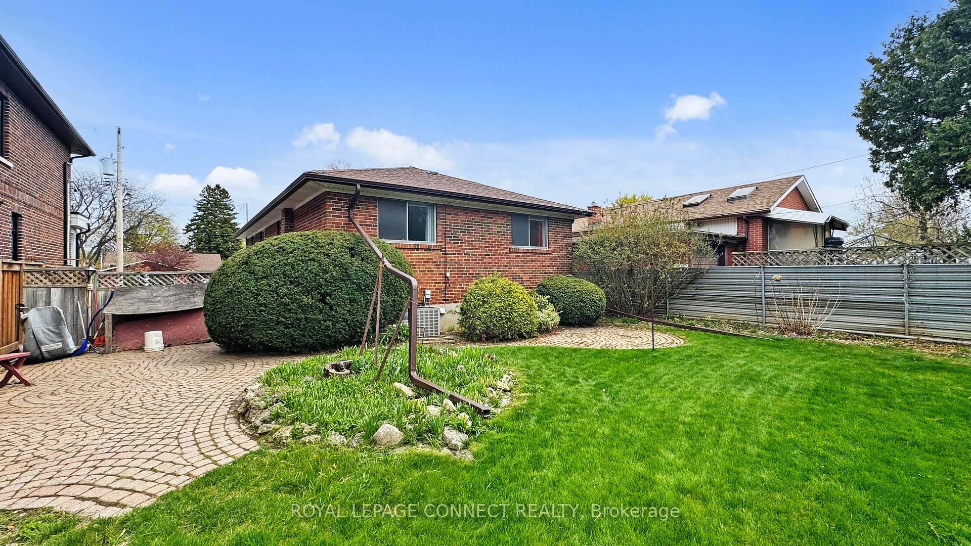 Photo 38 of 26 Bromton Drive, Scarborough, Bendale — HOMEH