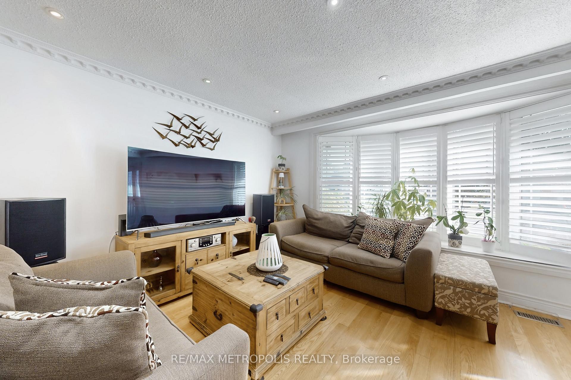 Photo 4 of 18 Hutcherson Square, Scarborough, Malvern — HOMEH