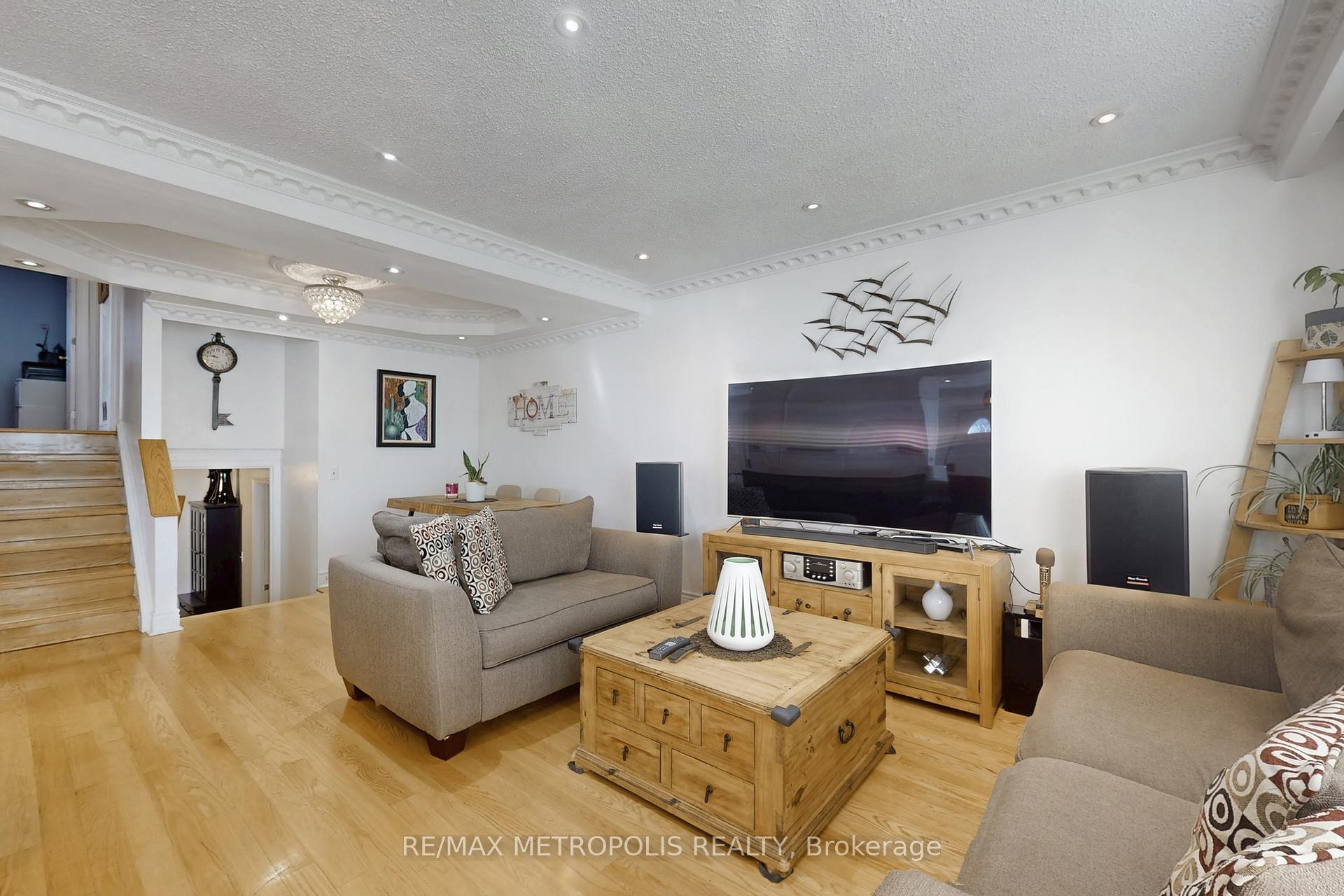 Photo 5 of 18 Hutcherson Square, Scarborough, Malvern — HOMEH