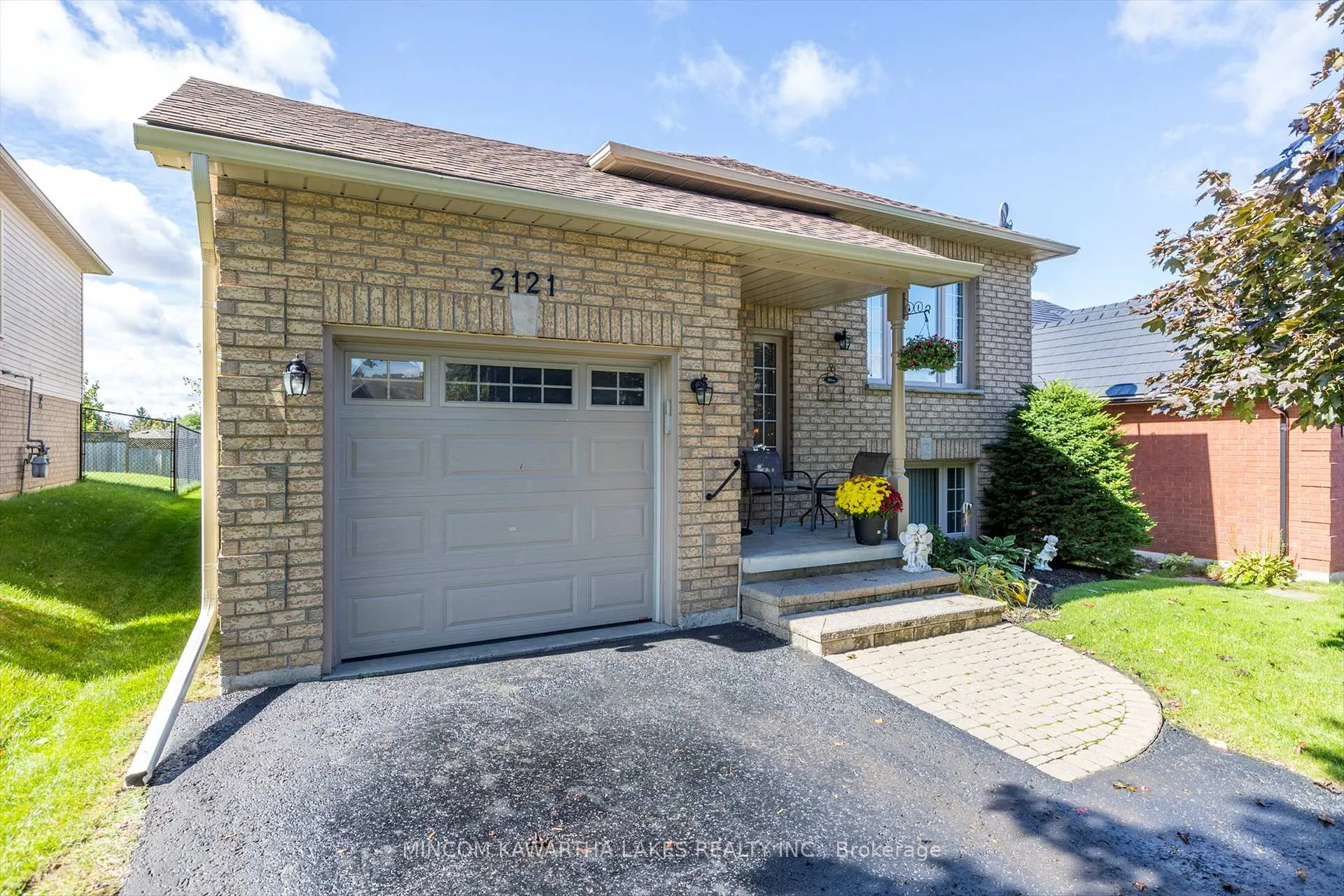 Photo 1 of 2121 Easthill Drive, Peterborough, Ashburnham Ward 4 — HOMEH
