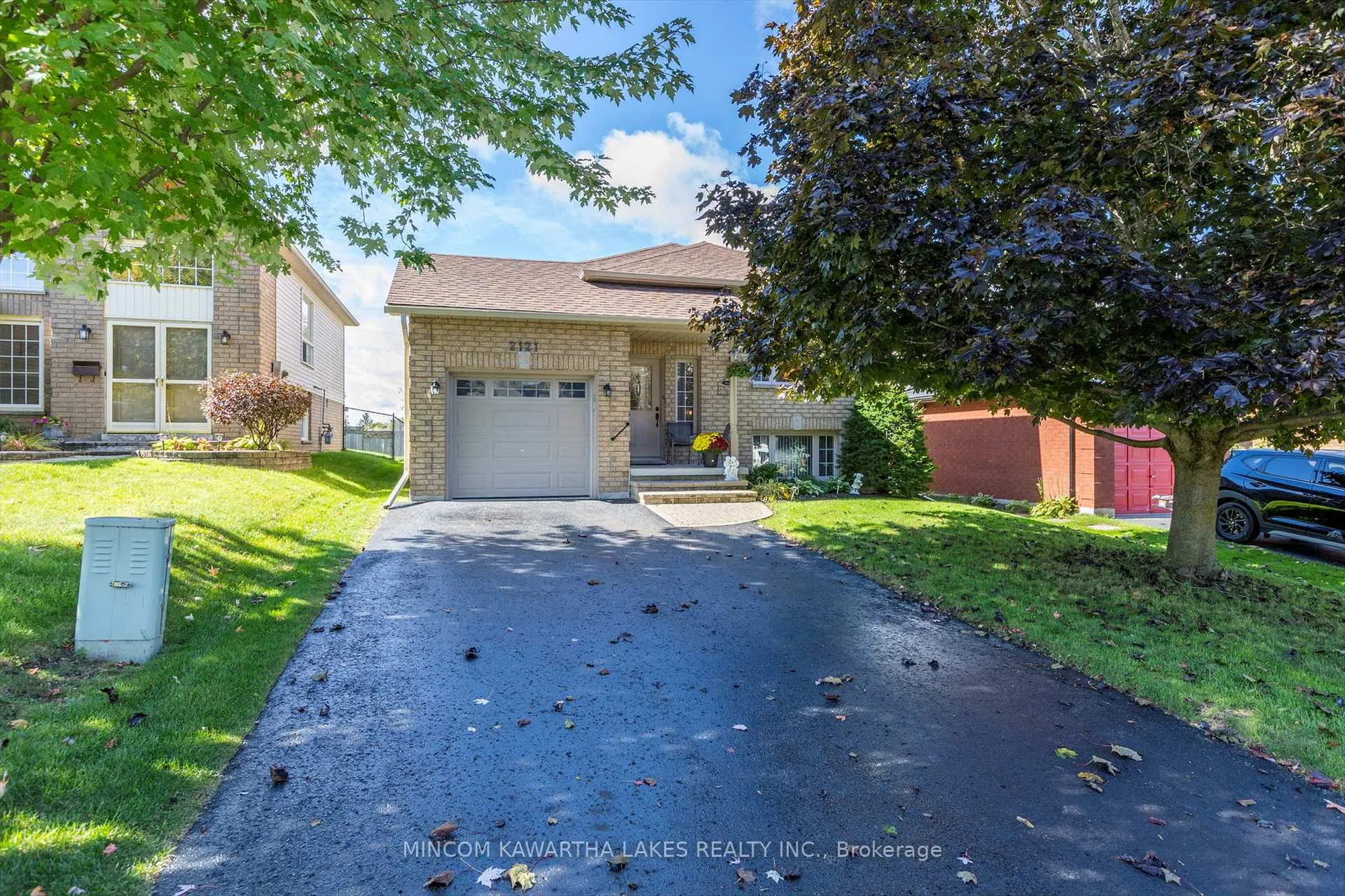 Photo 5 of 2121 Easthill Drive, Peterborough, Ashburnham Ward 4 — HOMEH