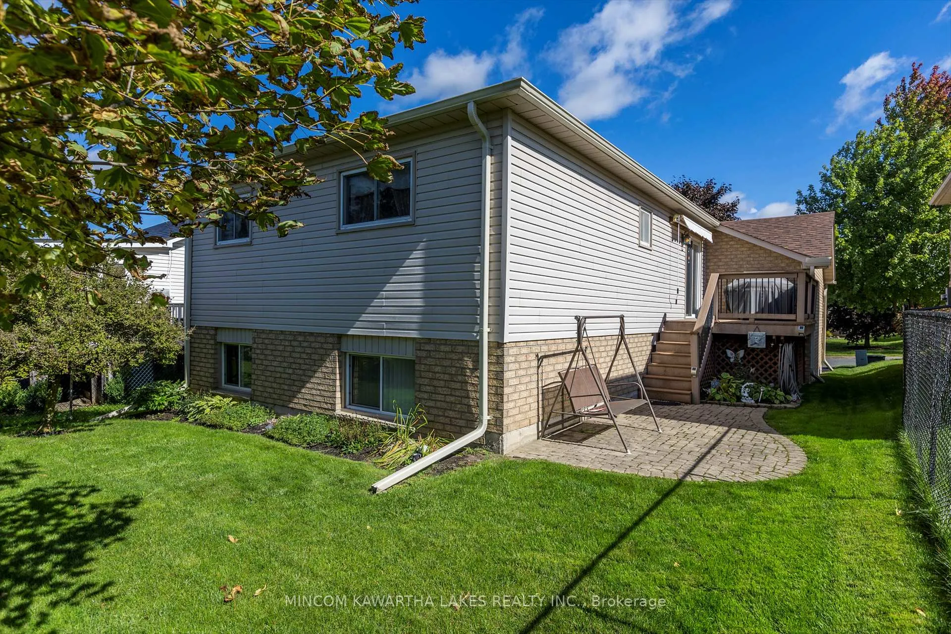 Photo 33 of 2121 Easthill Drive, Peterborough, Ashburnham Ward 4 — HOMEH