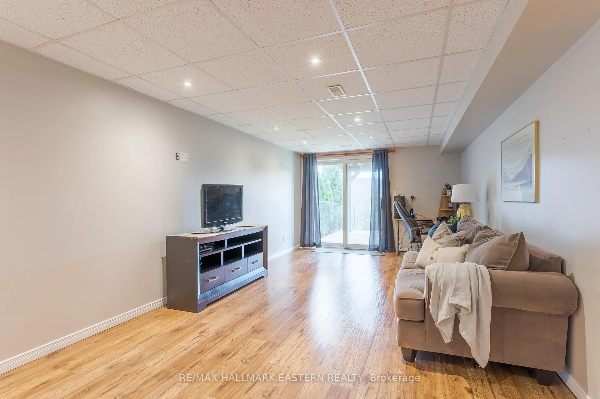 Photo 67 of 531 Garbutt Terrace, Peterborough, Northcrest Ward 5 — HOMEH