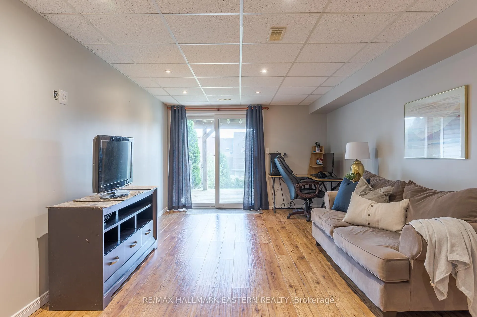 Photo 71 of 531 Garbutt Terrace, Peterborough, Northcrest Ward 5 — HOMEH