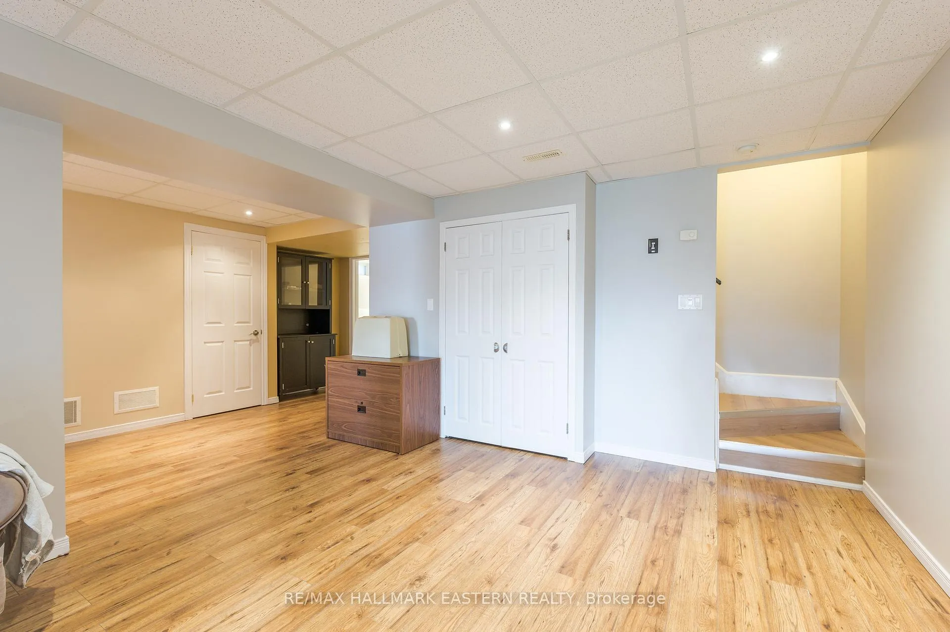 Photo 79 of 531 Garbutt Terrace, Peterborough, Northcrest Ward 5 — HOMEH