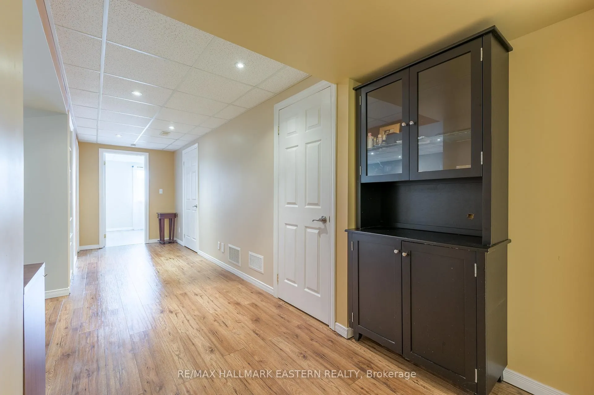 Photo 85 of 531 Garbutt Terrace, Peterborough, Northcrest Ward 5 — HOMEH