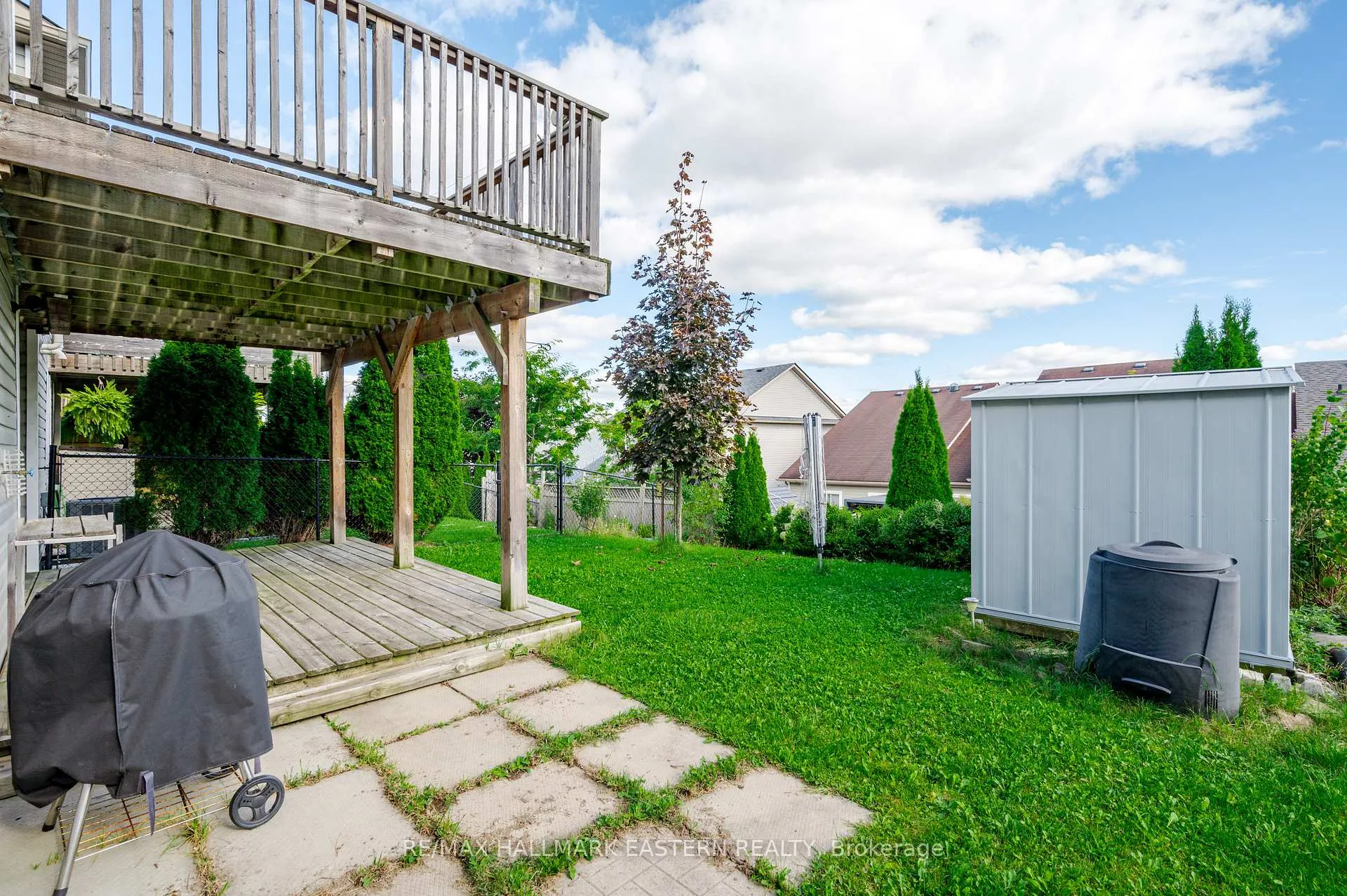Photo 102 of 531 Garbutt Terrace, Peterborough, Northcrest Ward 5 — HOMEH