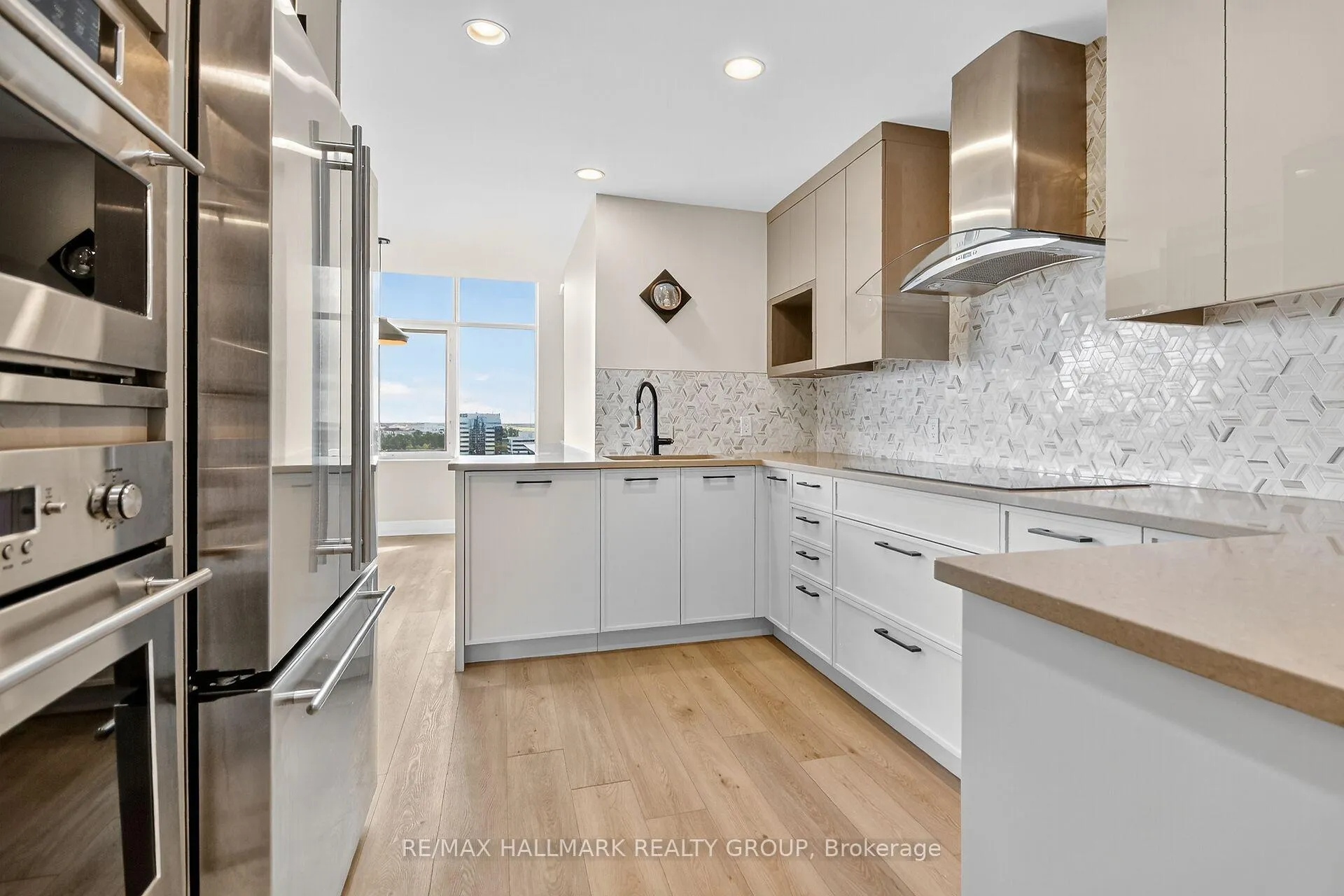 Photo 13 of Unit 1707, 3590 Rivergate Way, Ottawa, Quinterra — HOMEH