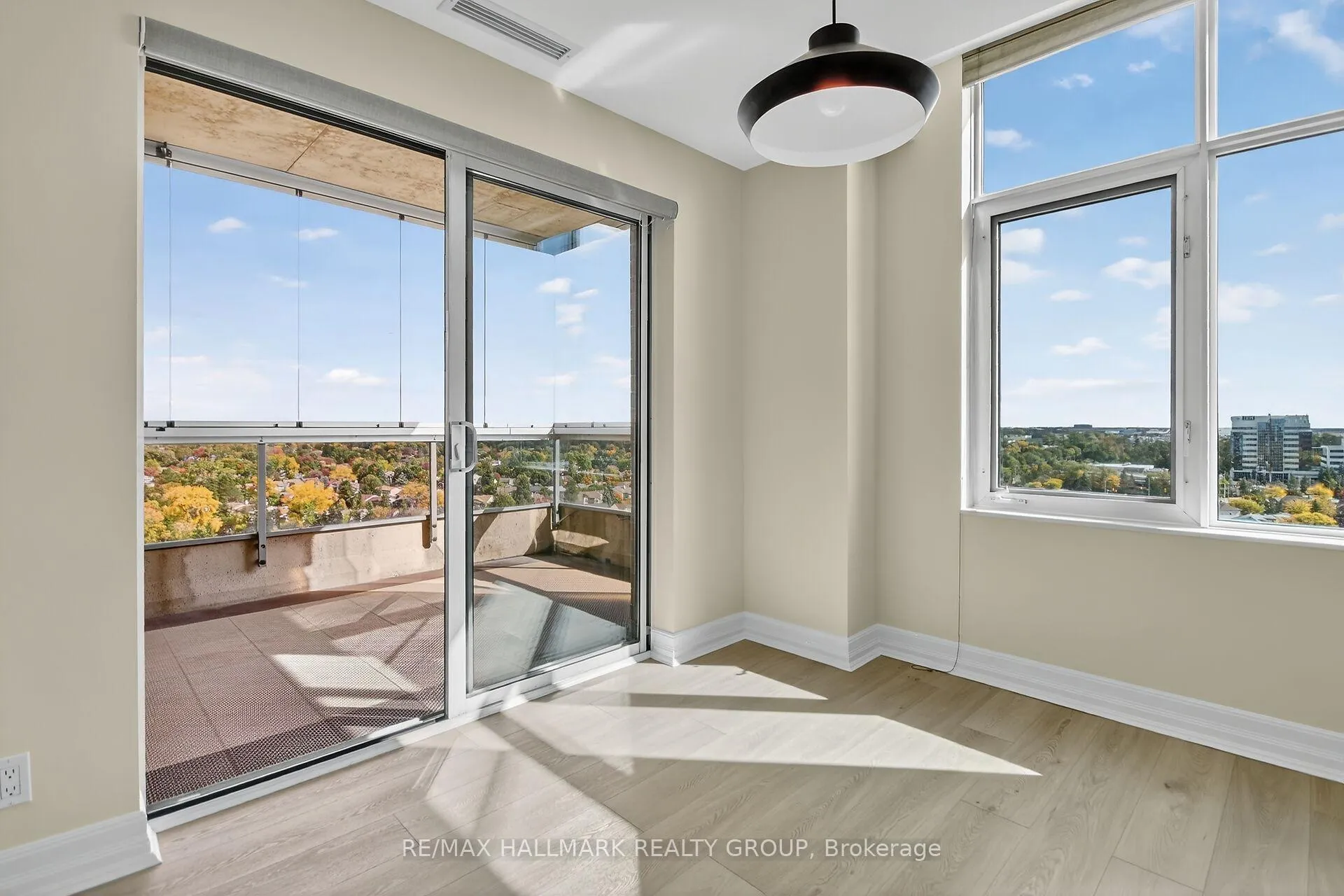 Photo 15 of Unit 1707, 3590 Rivergate Way, Ottawa, Quinterra — HOMEH