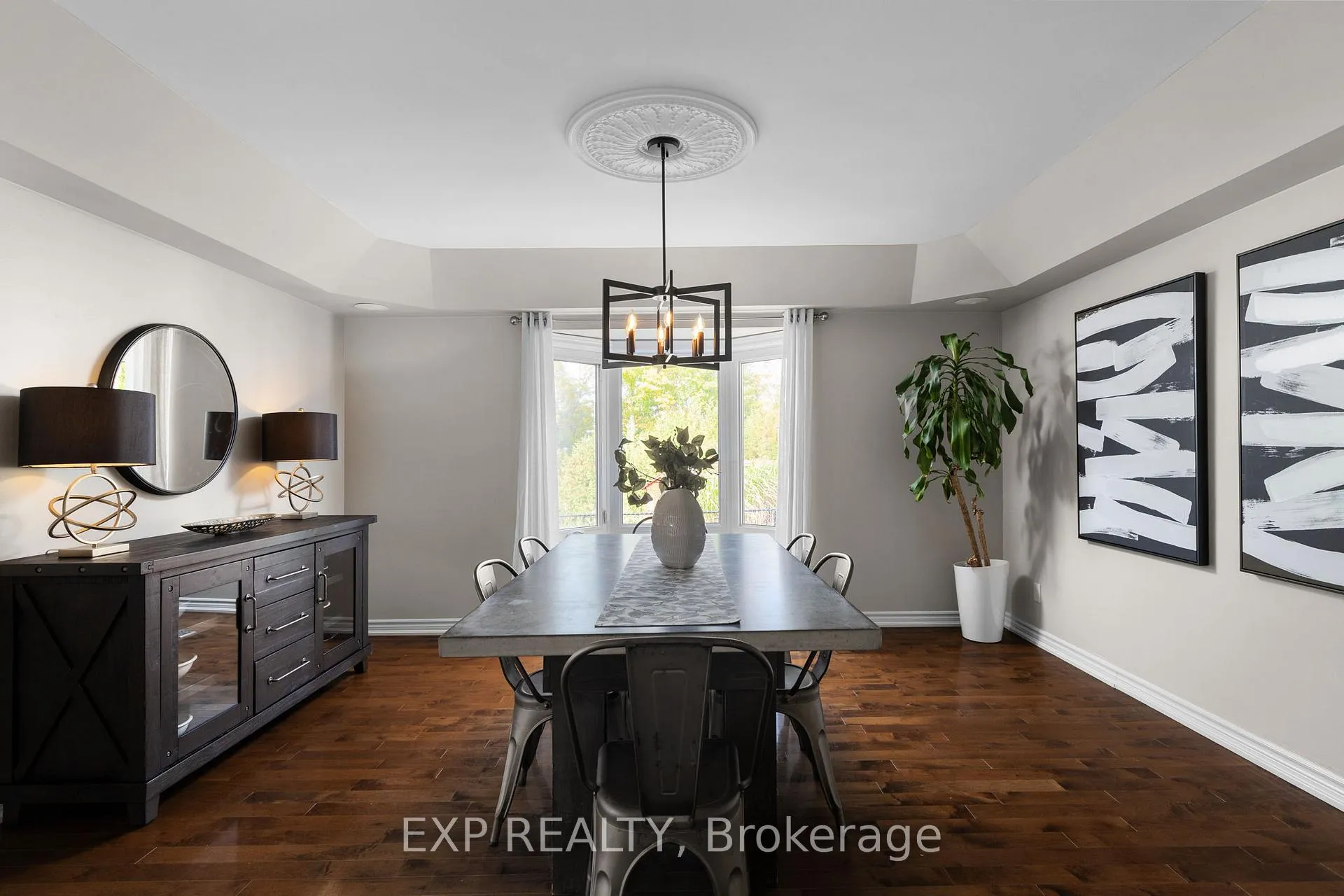 Photo 13 of 71 Cityview Circle, Barrie, Holly — HOMEH