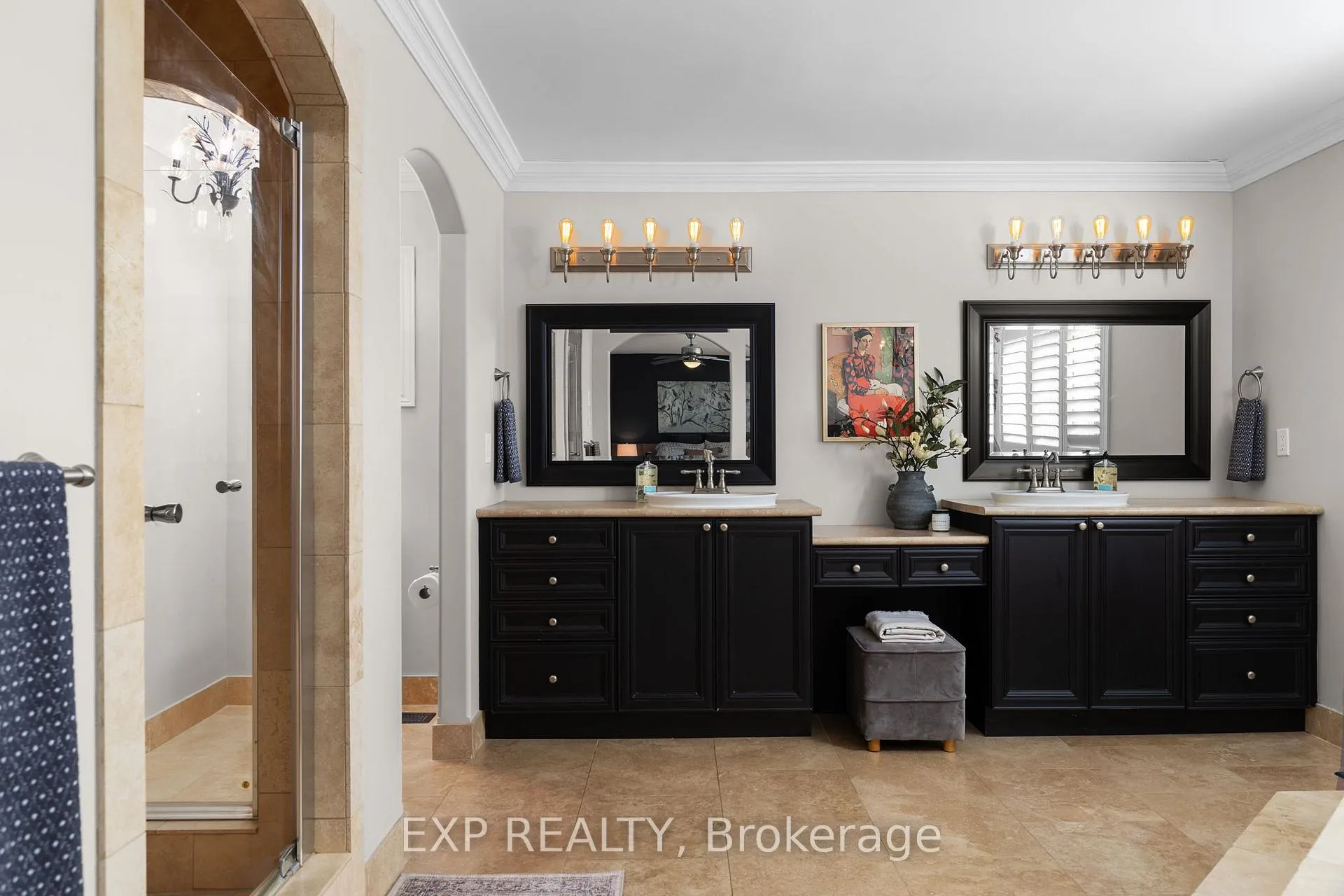 Photo 21 of 71 Cityview Circle, Barrie, Holly — HOMEH