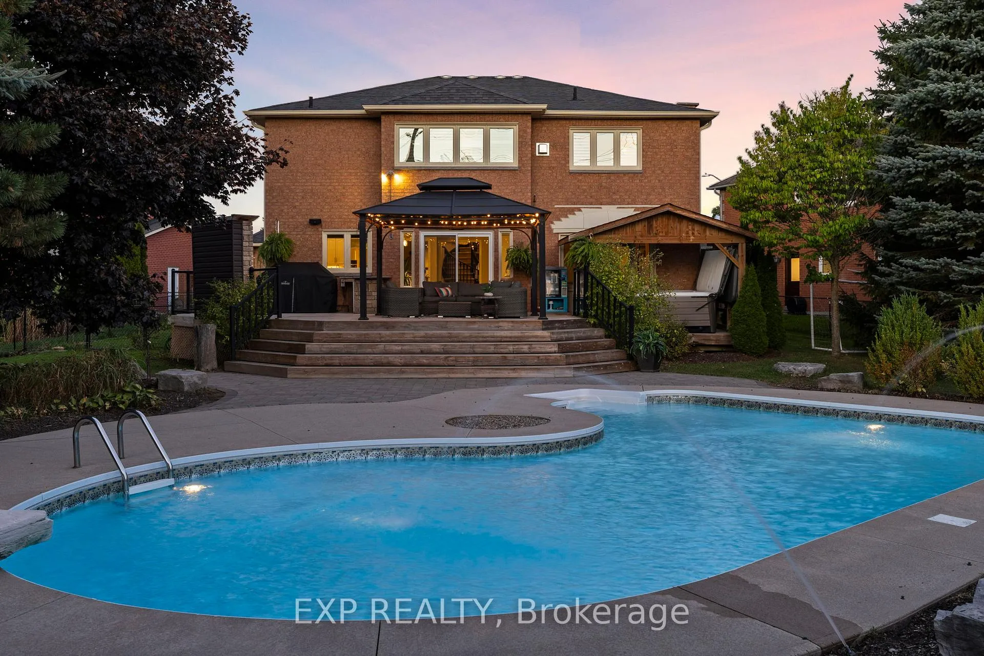 Photo 33 of 71 Cityview Circle, Barrie, Holly — HOMEH