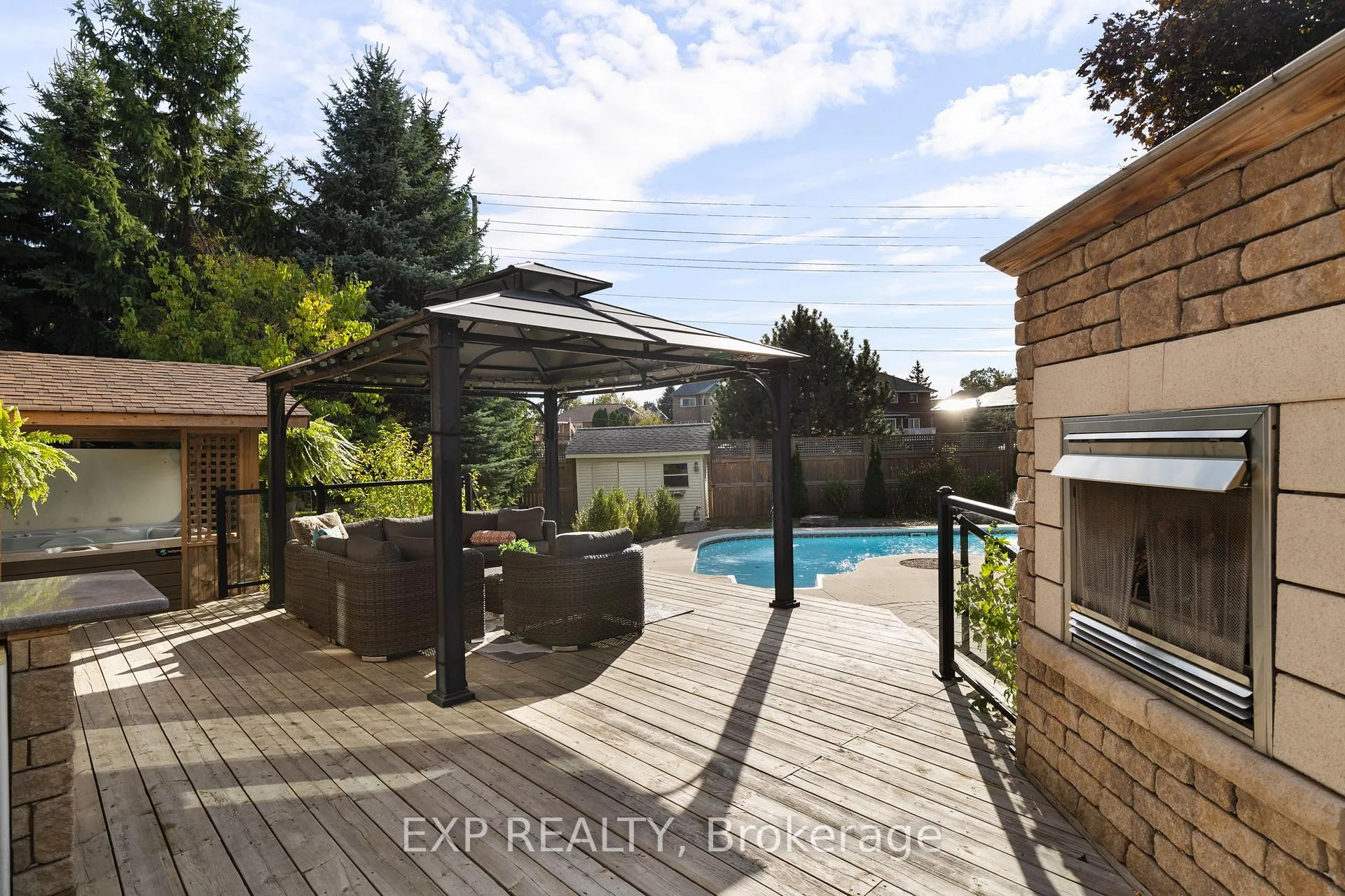 Photo 39 of 71 Cityview Circle, Barrie, Holly — HOMEH