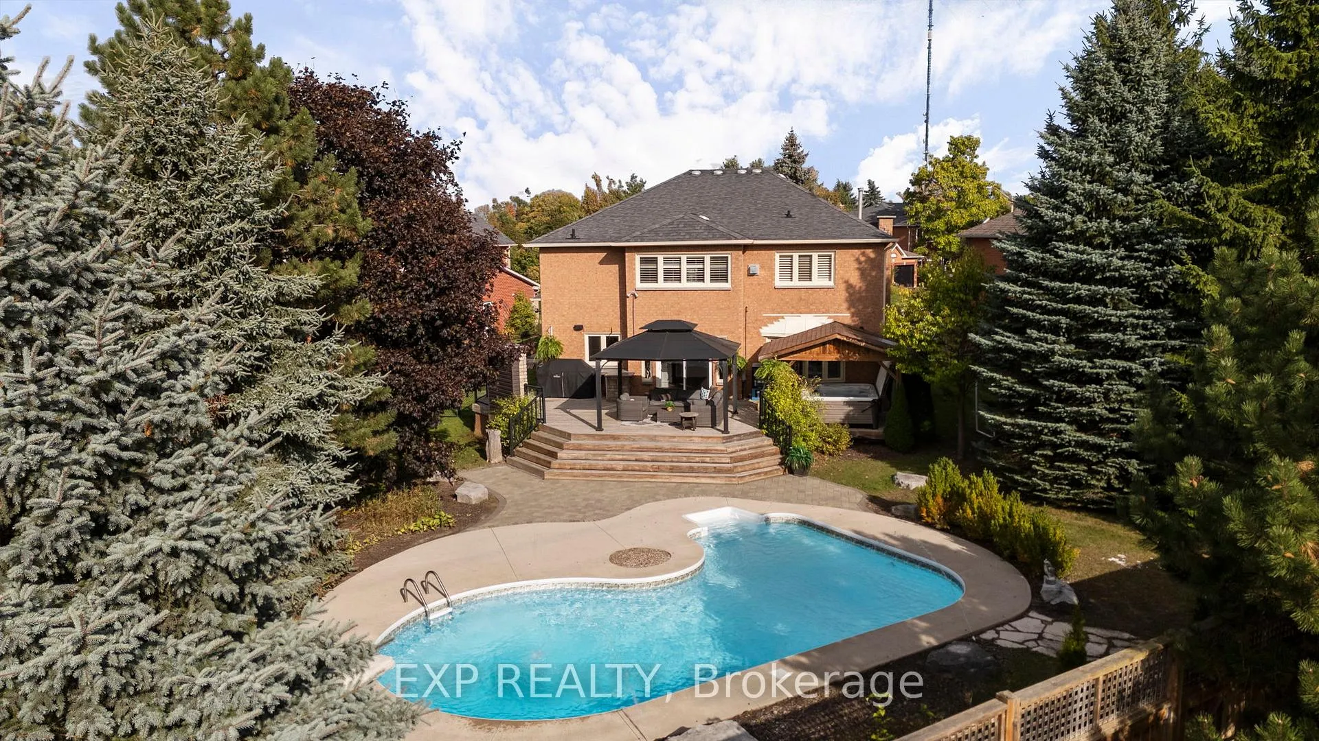 Photo 43 of 71 Cityview Circle, Barrie, Holly — HOMEH