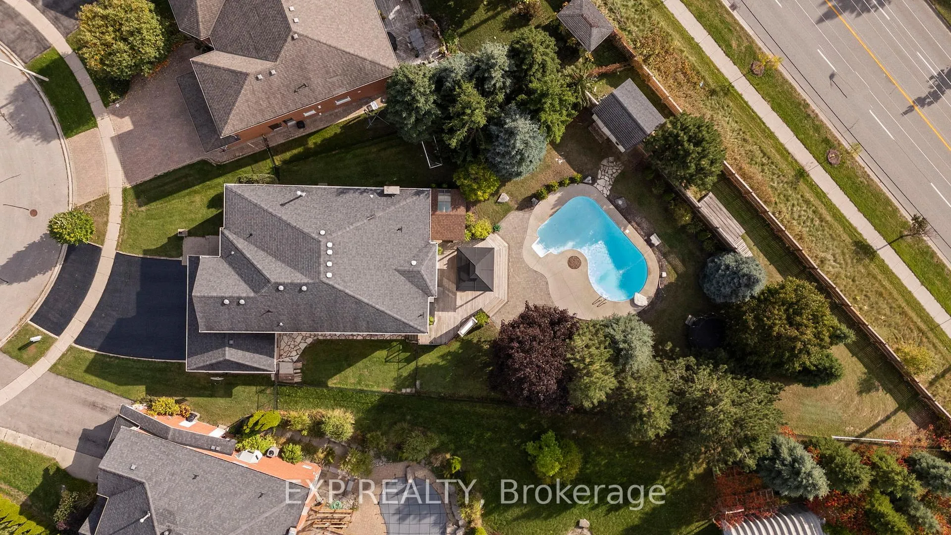 Photo 44 of 71 Cityview Circle, Barrie, Holly — HOMEH