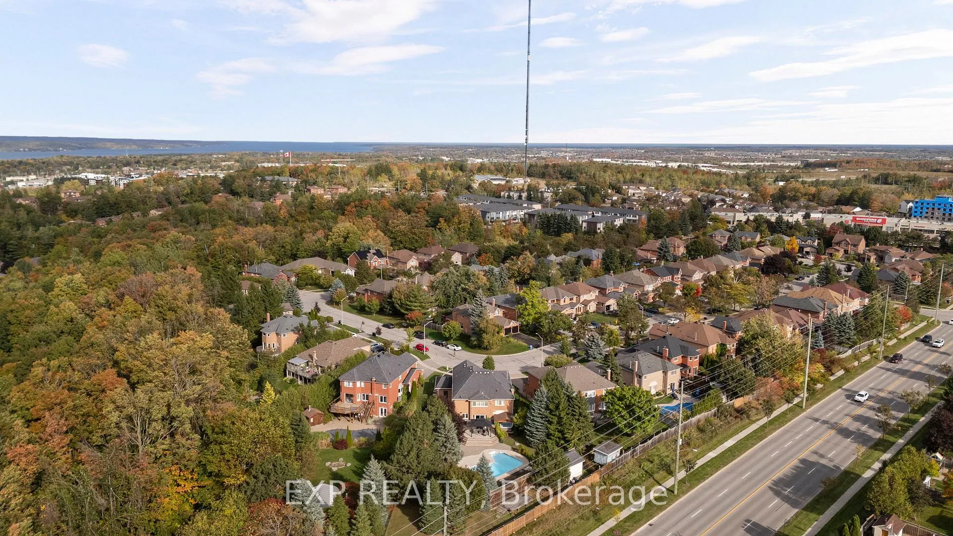 Photo 45 of 71 Cityview Circle, Barrie, Holly — HOMEH