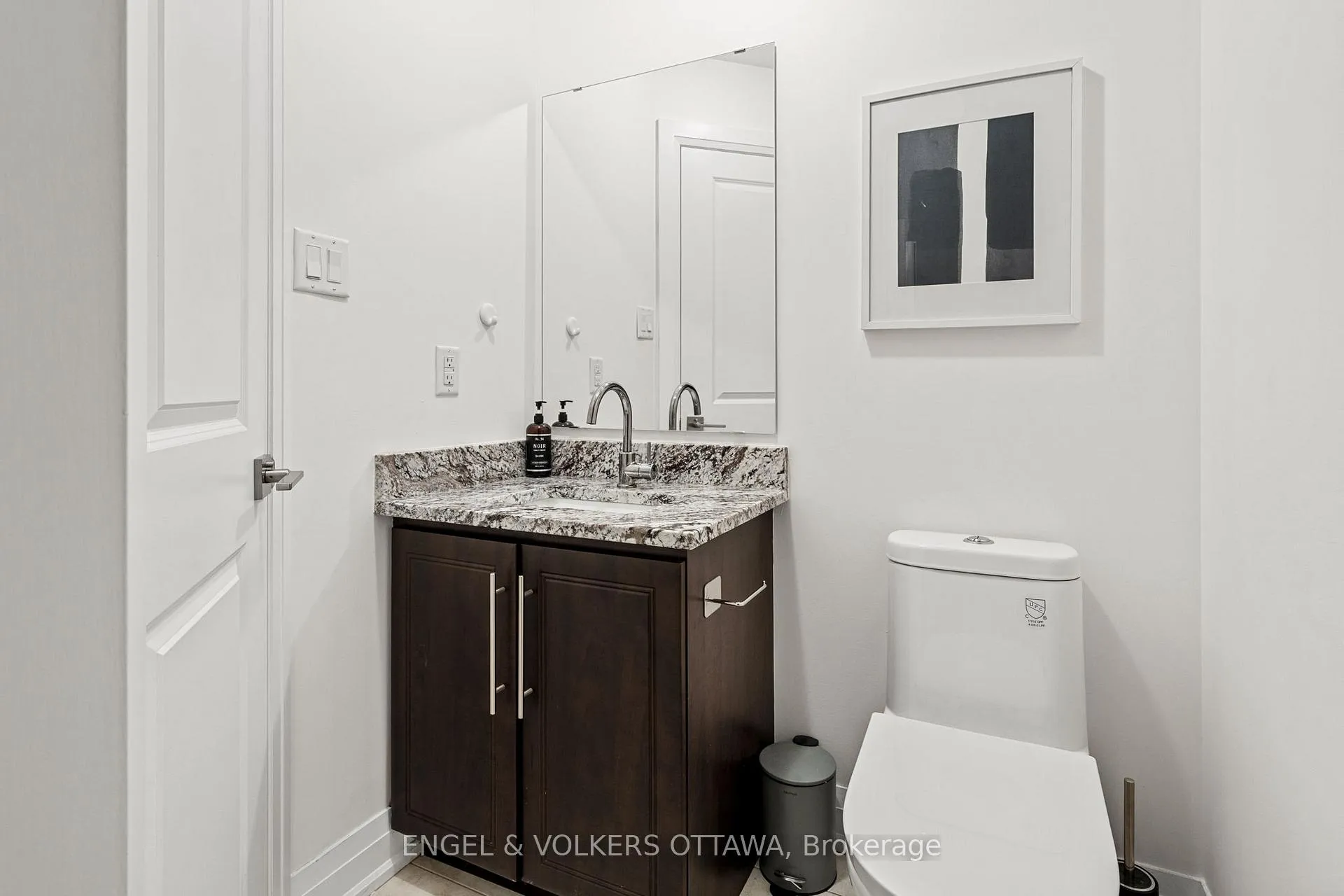 Photo 16 of 1137 Rockingham Avenue, Ottawa, Billings Bridge — HOMEH