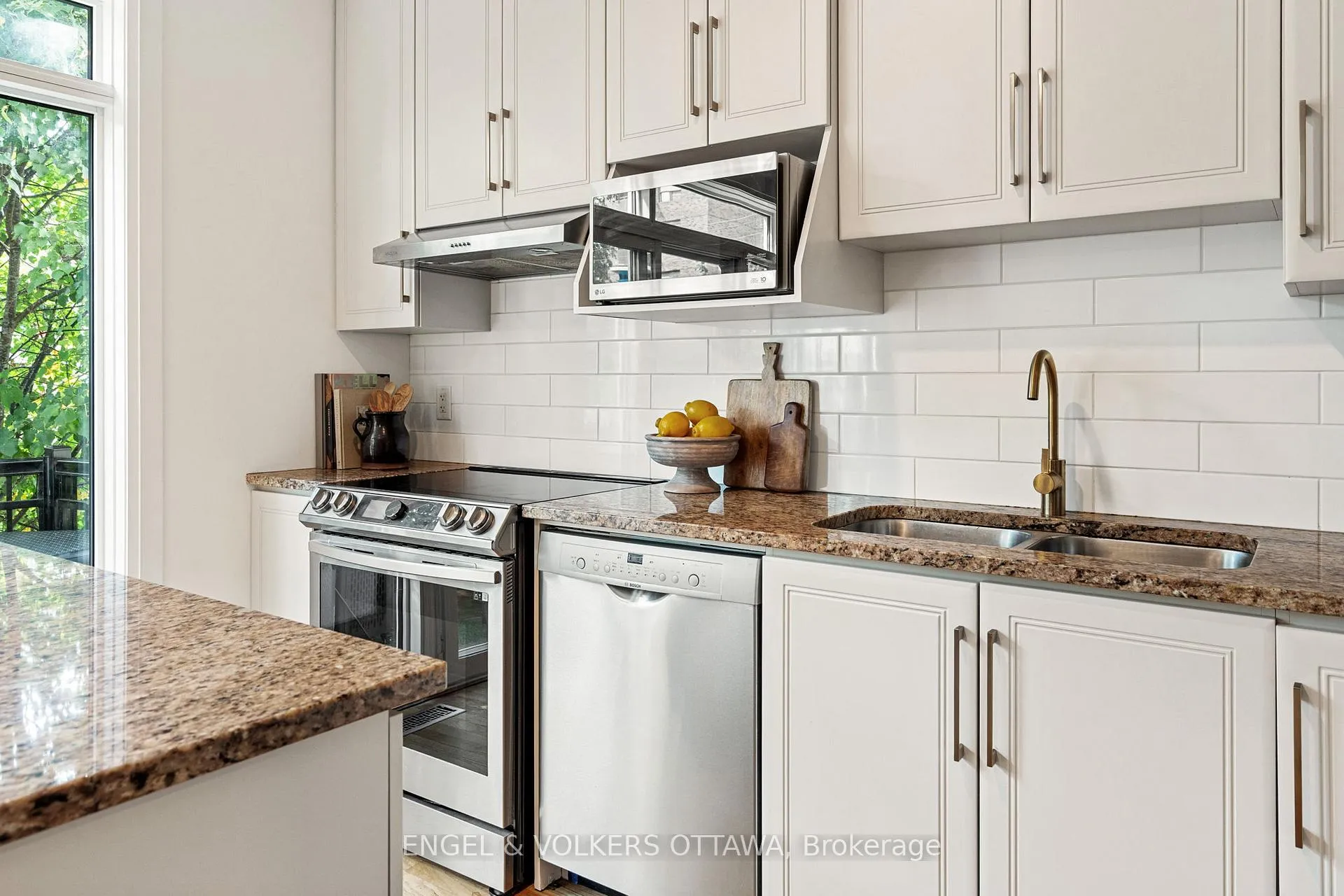 Photo 49 of 1137 Rockingham Avenue, Ottawa, Billings Bridge — HOMEH