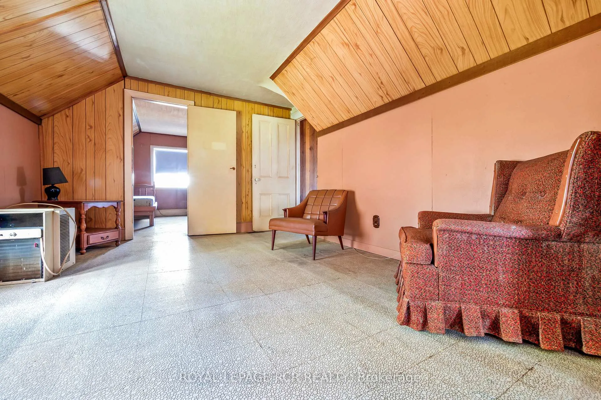 Photo 14 of 19726 Airport Road, Caledon, Rural Caledon — HOMEH