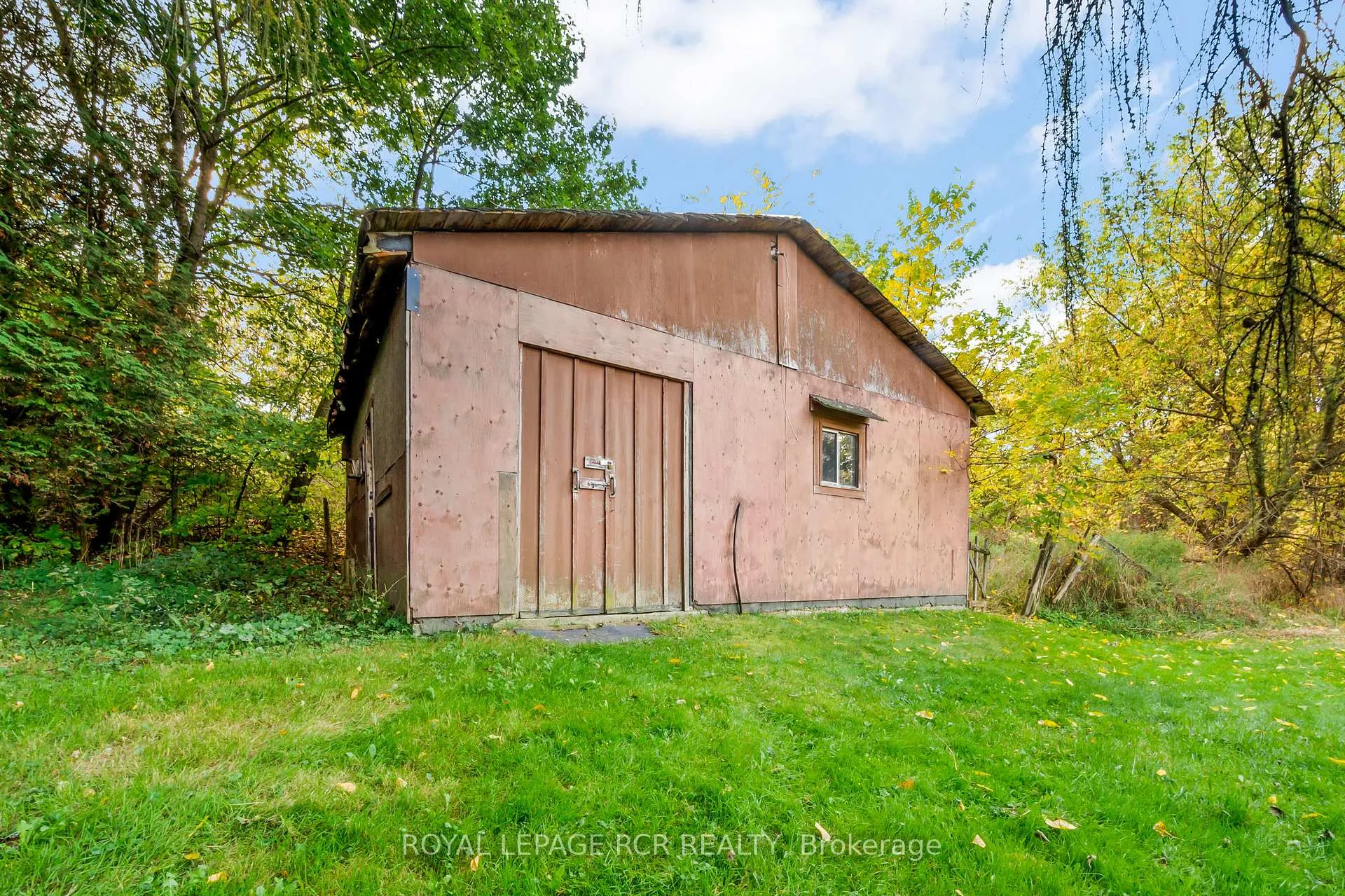 Photo 23 of 19726 Airport Road, Caledon, Rural Caledon — HOMEH