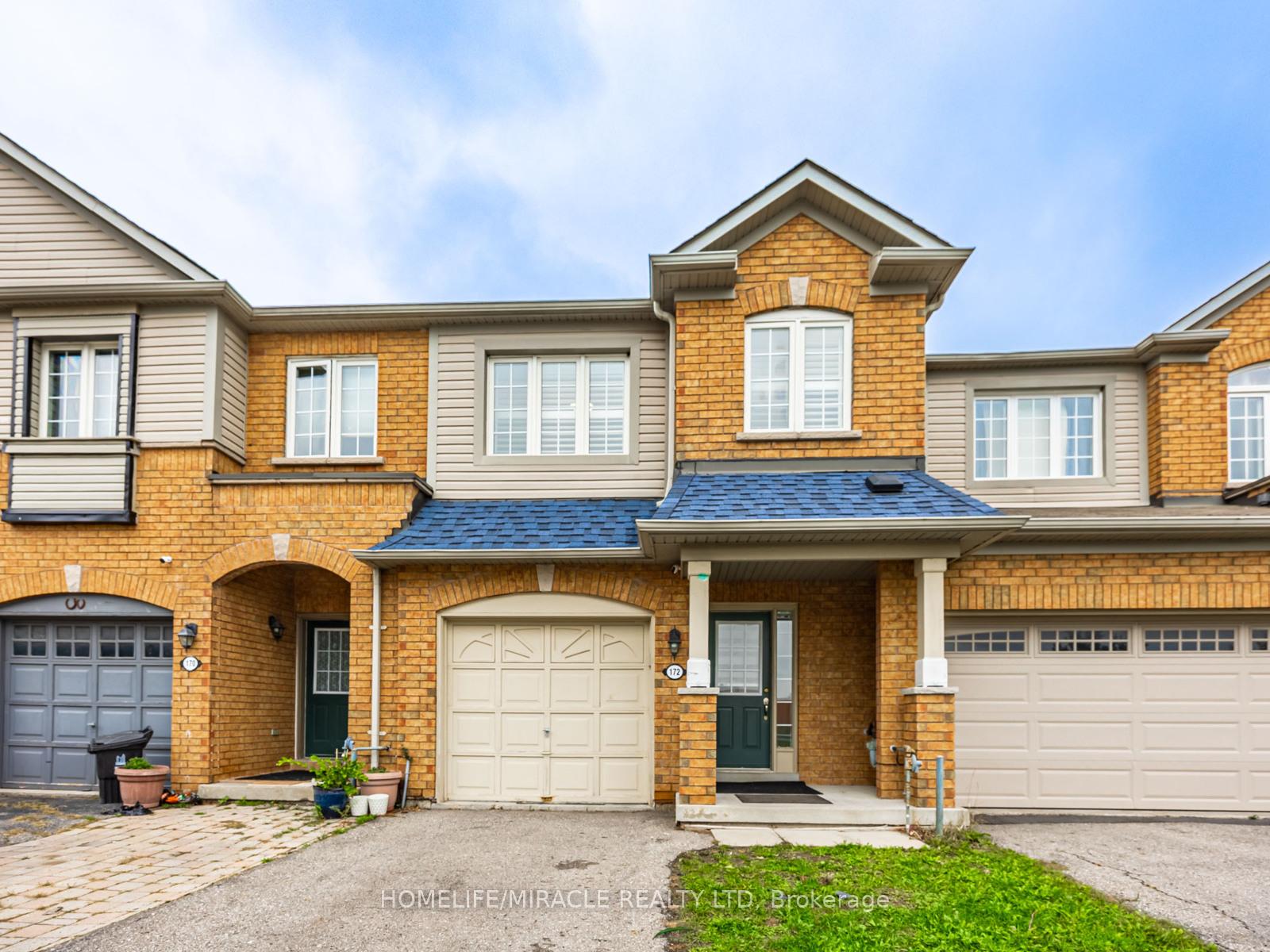 Front of 172 Gristone Crescent