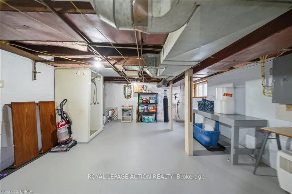 Photo 20 of 13 Devonport Street, Hamilton, Strathcona — HOMEH