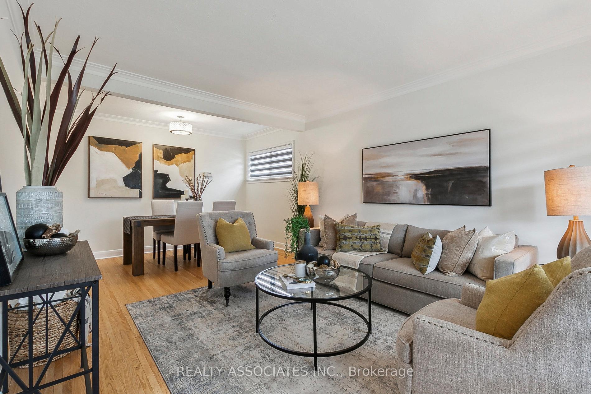 Photo 9 of 42 Fraserton Crescent, Scarborough, Bendale — HOMEH