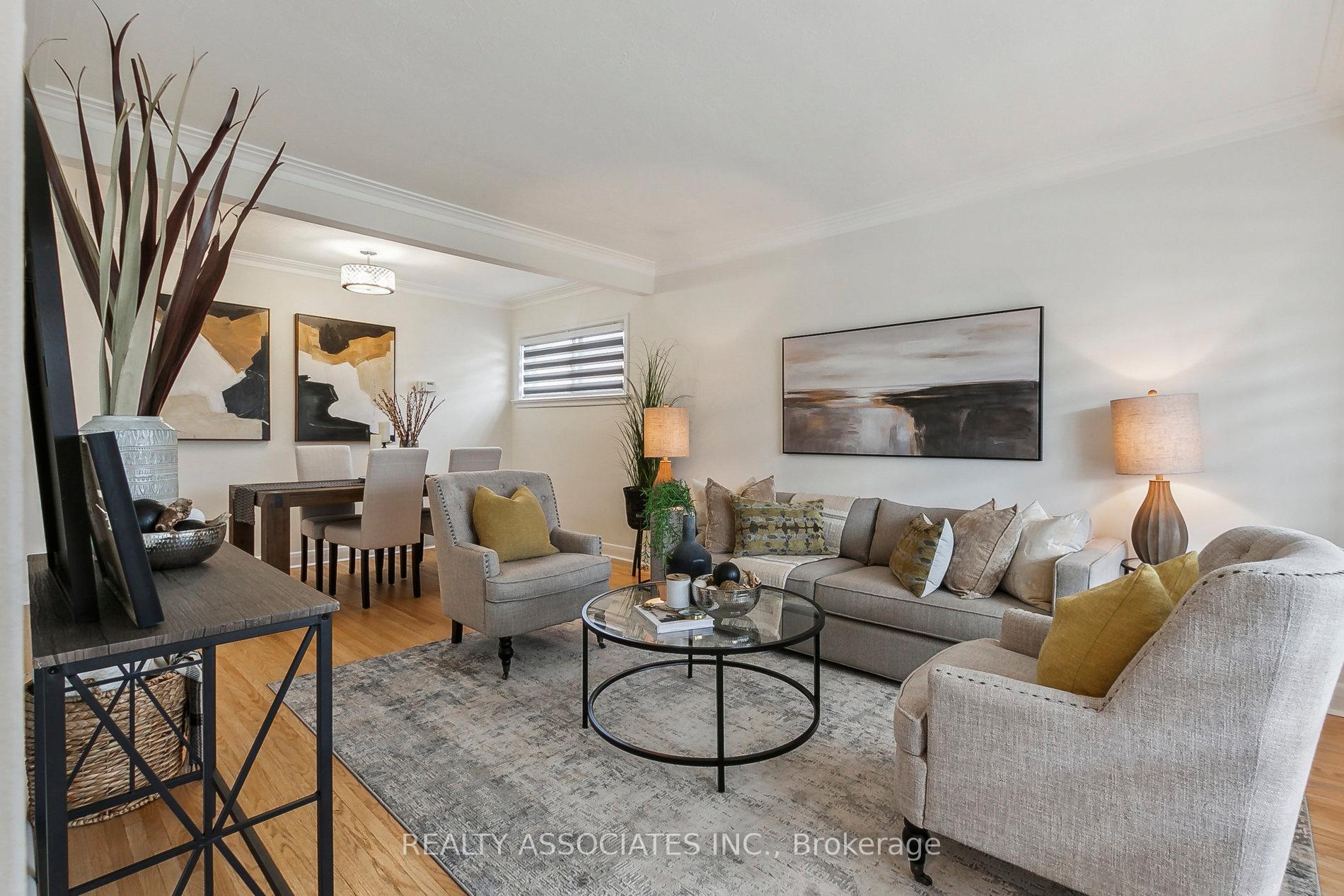 Photo 13 of 42 Fraserton Crescent, Scarborough, Bendale — HOMEH