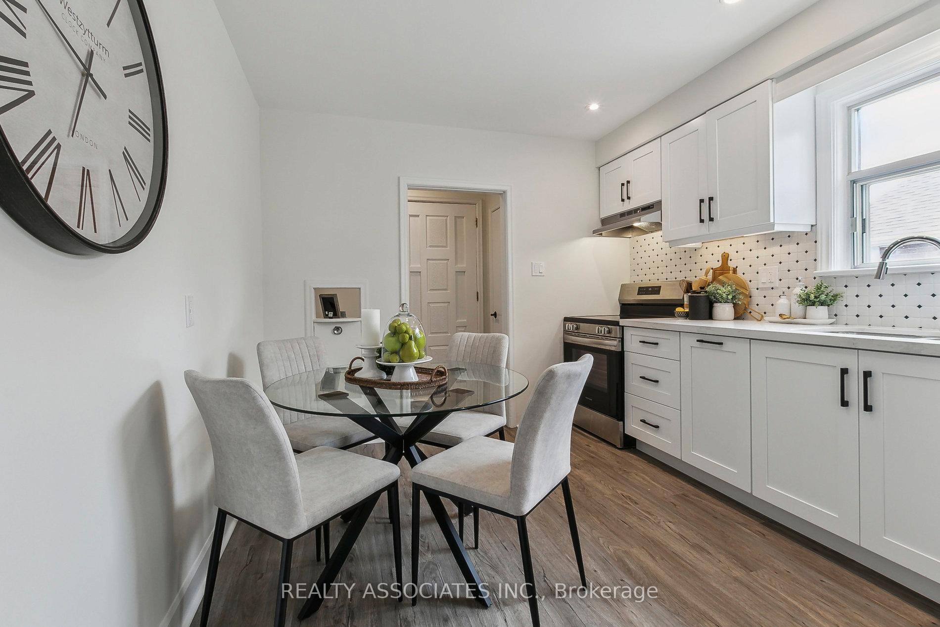 Photo 19 of 42 Fraserton Crescent, Scarborough, Bendale — HOMEH