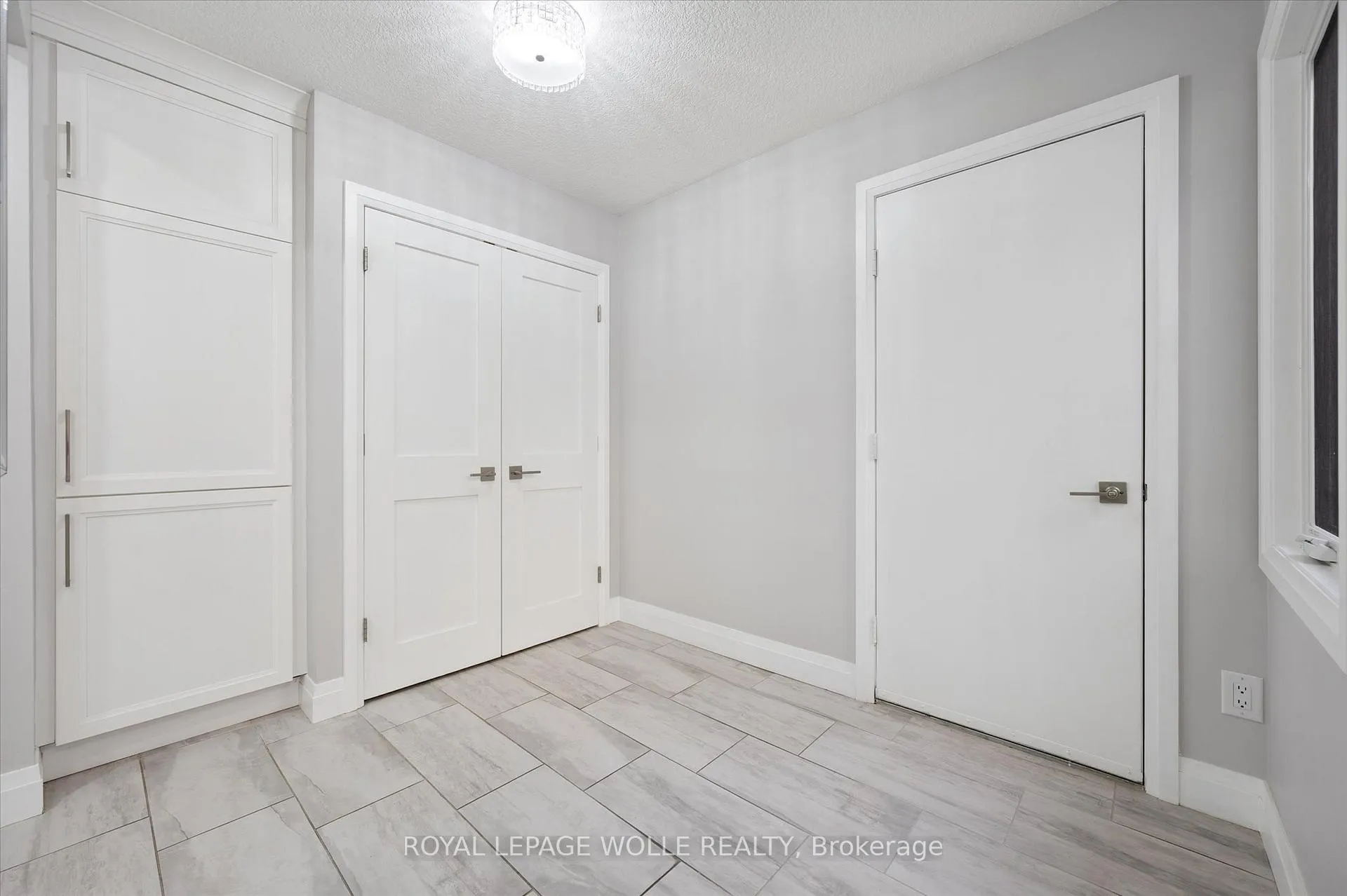 Photo 15 of Unit 37, 365 Bennington Gate, Waterloo — HOMEH