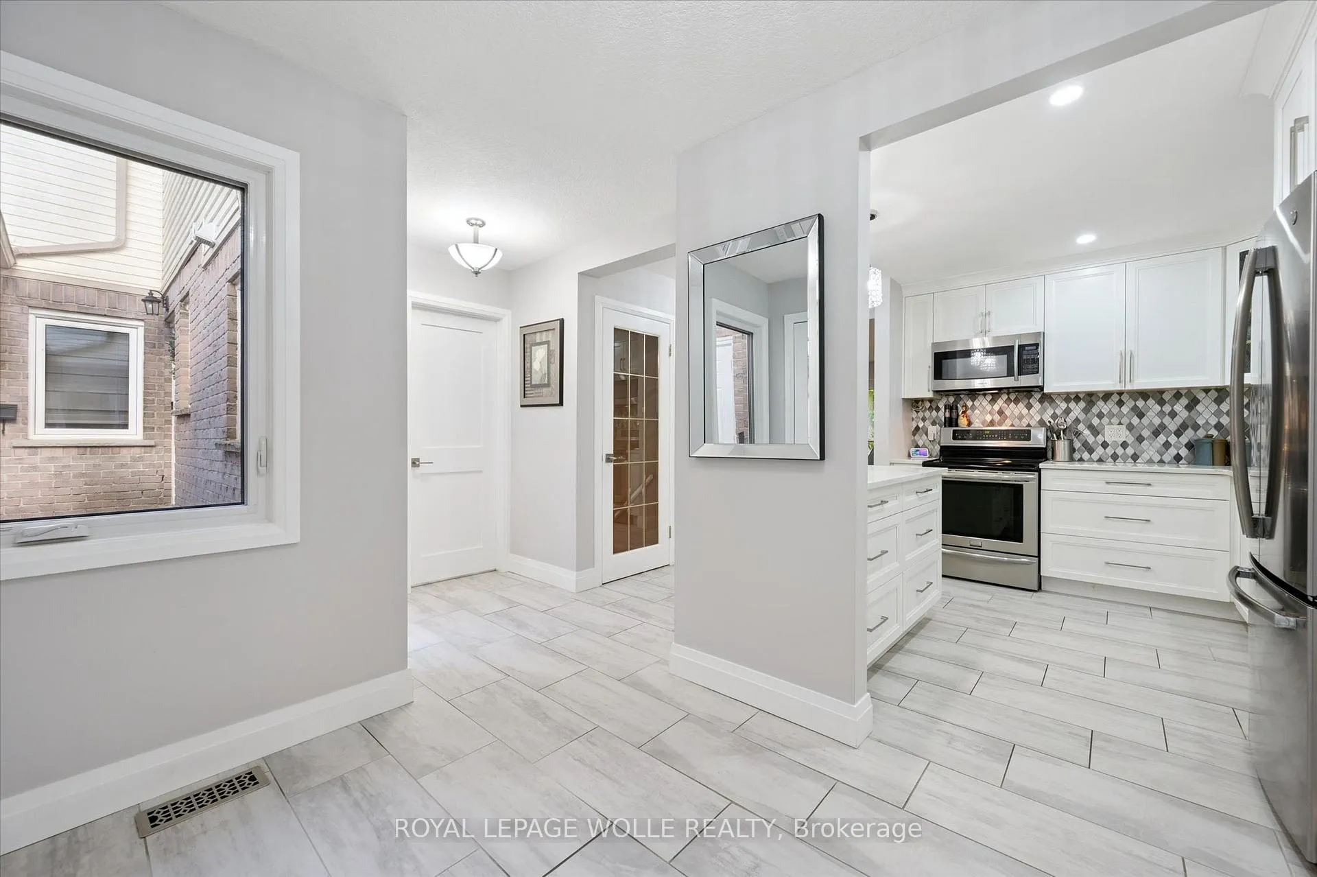 Photo 18 of Unit 37, 365 Bennington Gate, Waterloo — HOMEH