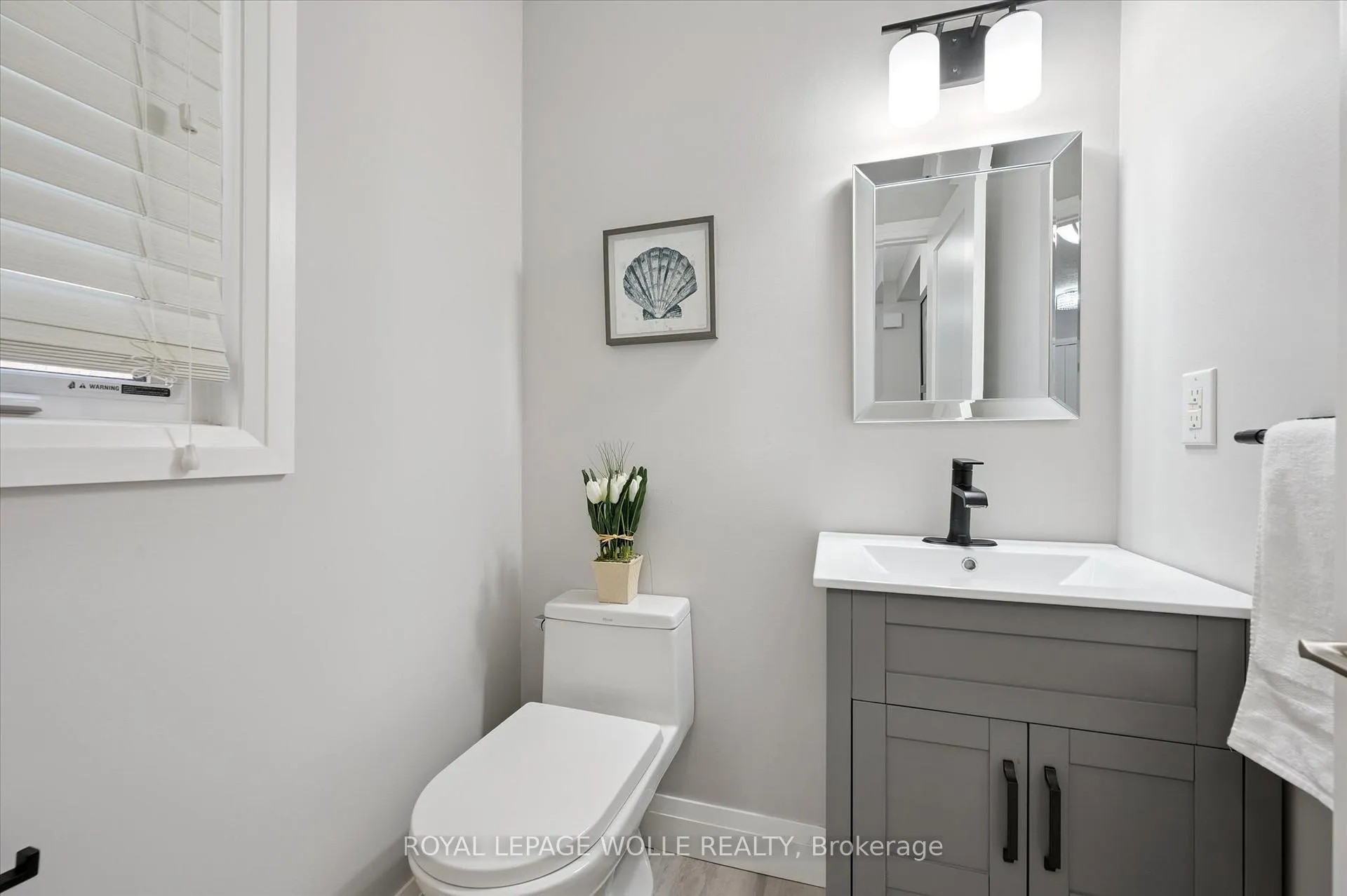 Photo 31 of Unit 37, 365 Bennington Gate, Waterloo — HOMEH