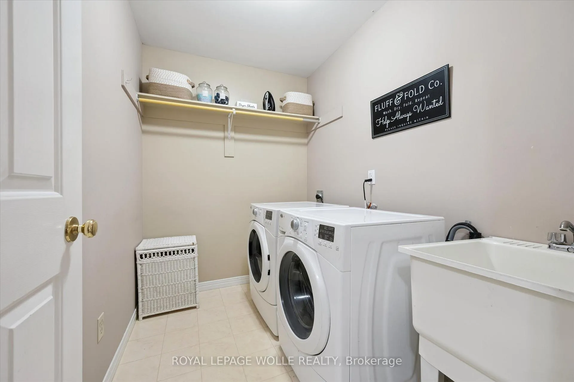 Photo 72 of Unit 37, 365 Bennington Gate, Waterloo — HOMEH
