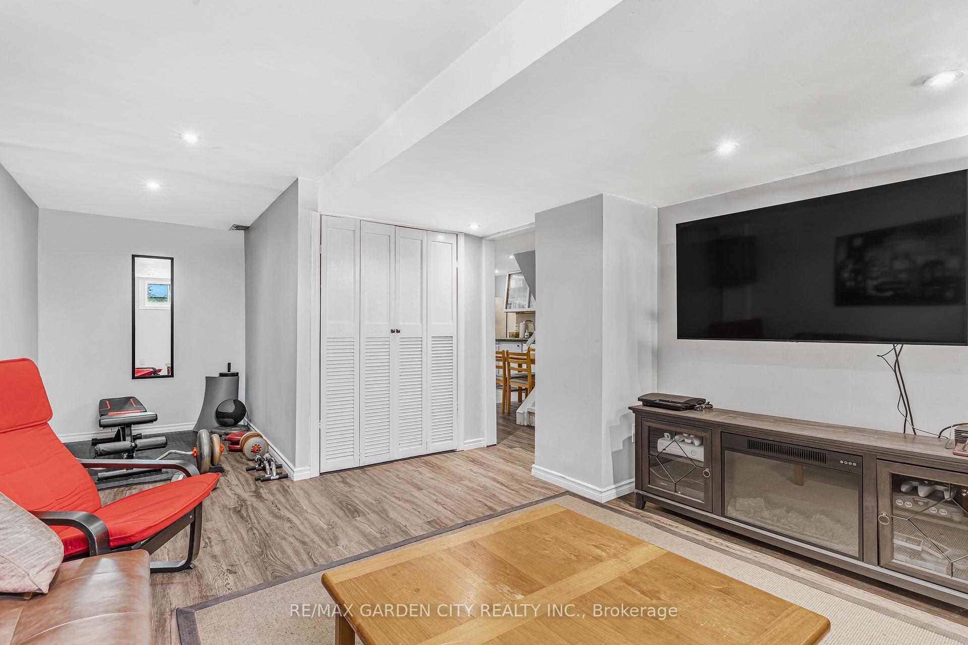 Photo 33 of 9 Foley Crescent, Thorold, Thorold Downtown — HOMEH