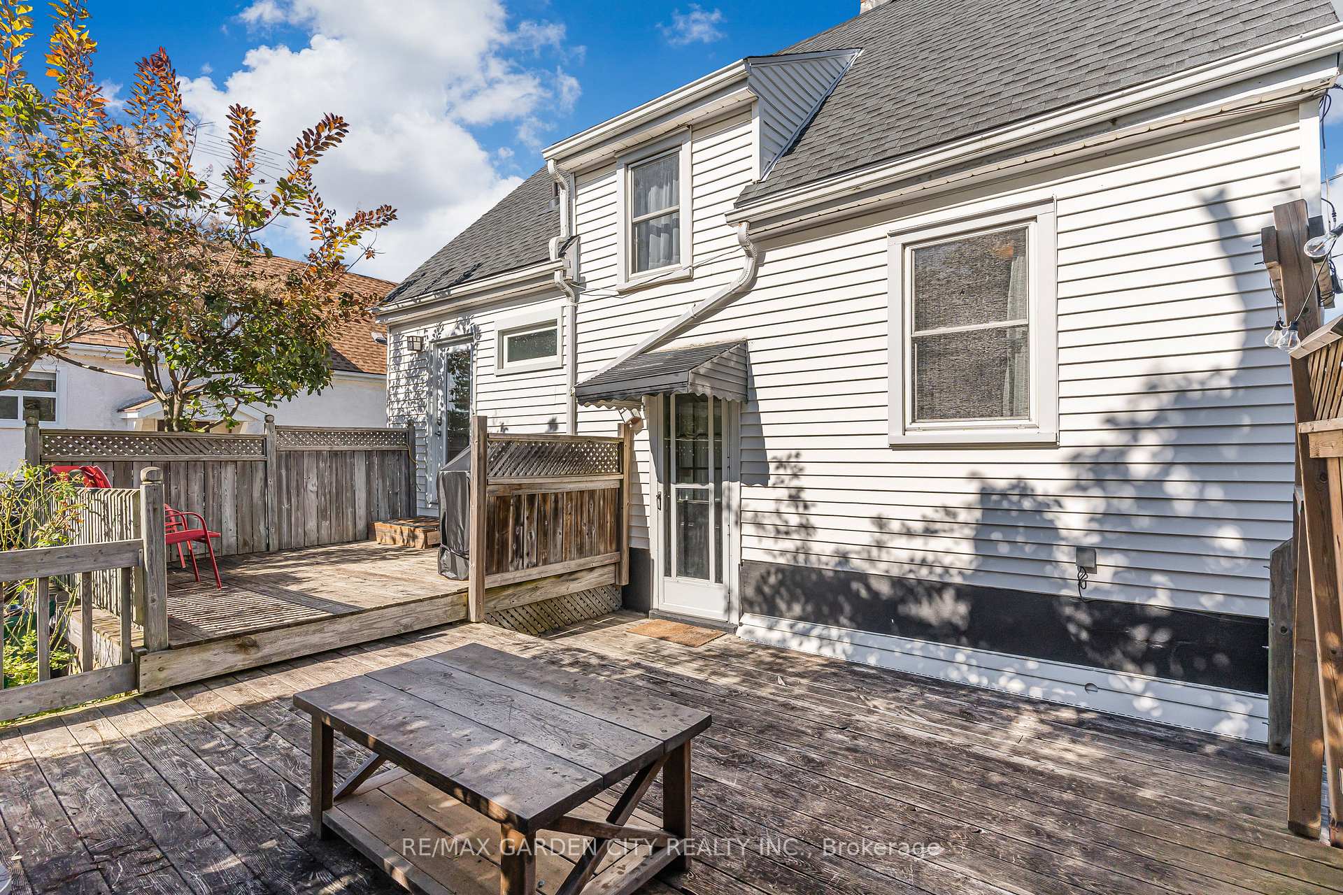 Photo 36 of 9 Foley Crescent, Thorold, Thorold Downtown — HOMEH