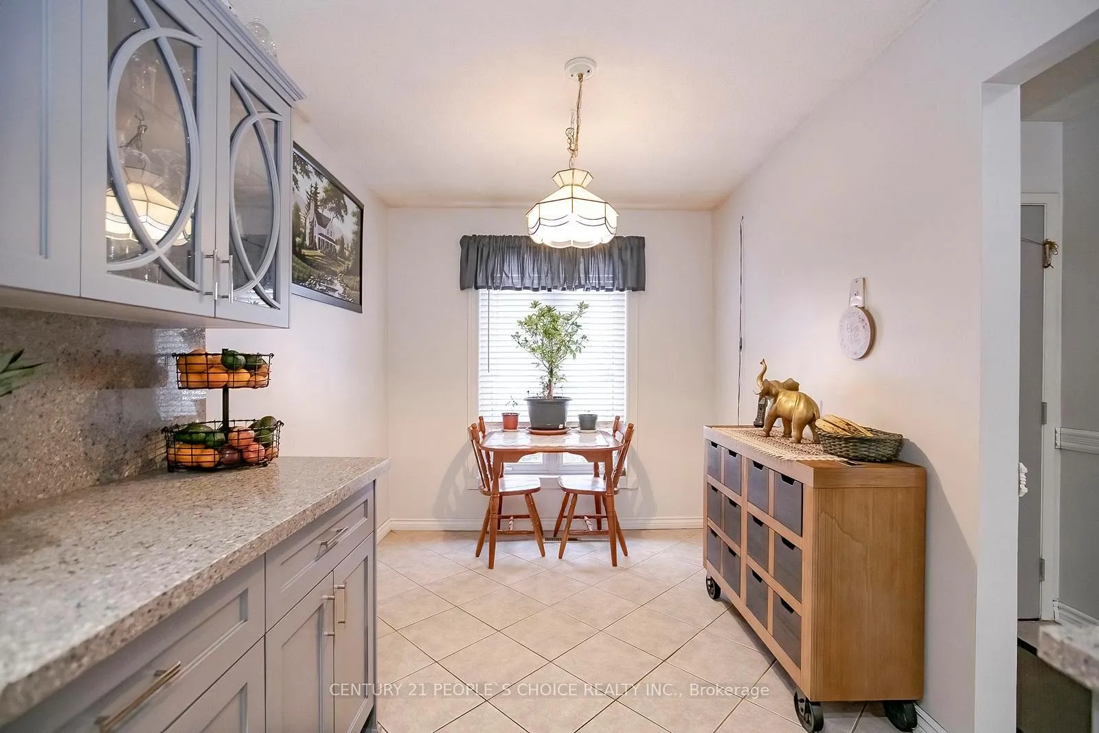 Photo 14 of 17 Ashurst Crescent, Brampton, Madoc — HOMEH