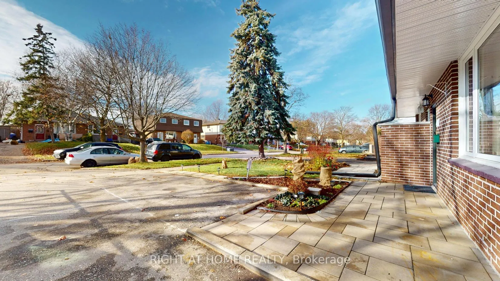 Photo 6 of 407 Maplewood Drive, Oshawa, O'Neill — HOMEH